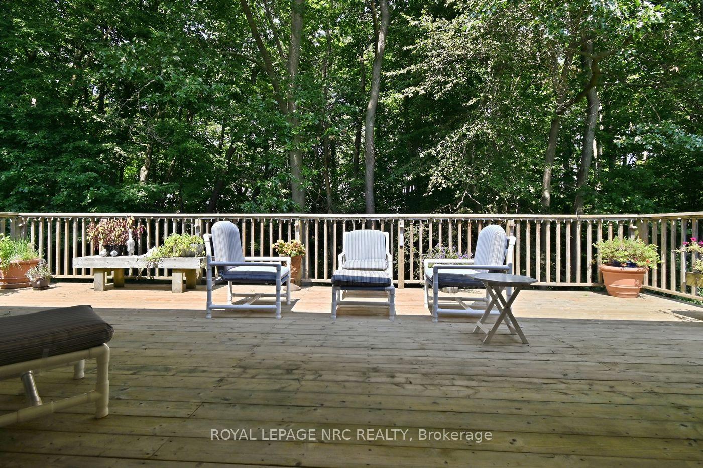 Photo 25 of 79 Cherry Ridge Boulevard, Pelham, Fenwick — HOMEH