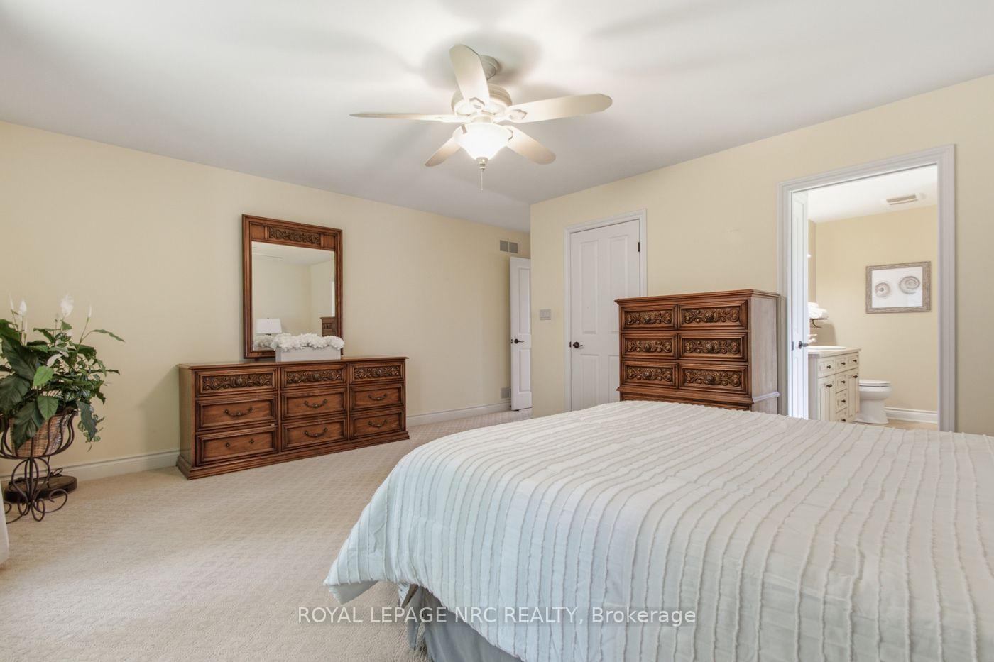 Photo 28 of 79 Cherry Ridge Boulevard, Pelham, Fenwick — HOMEH