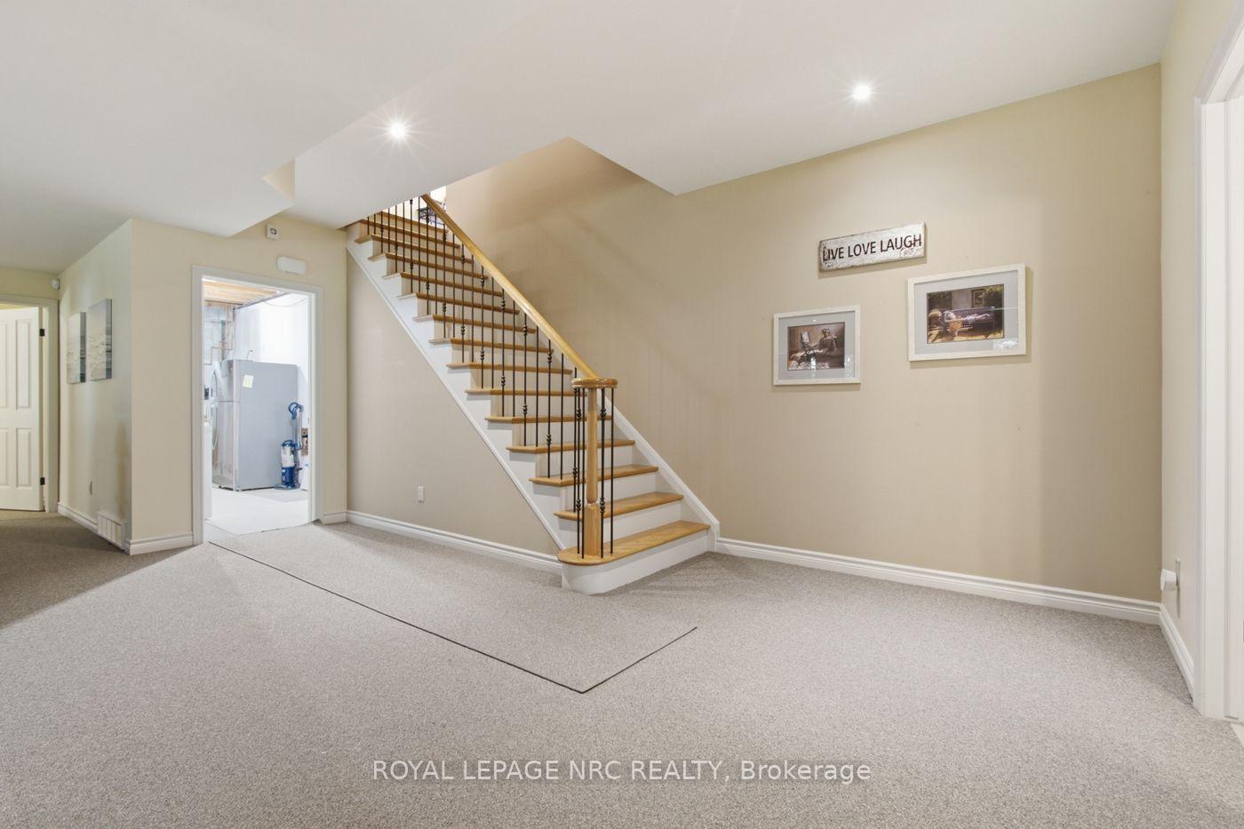 Photo 35 of 79 Cherry Ridge Boulevard, Pelham, Fenwick — HOMEH