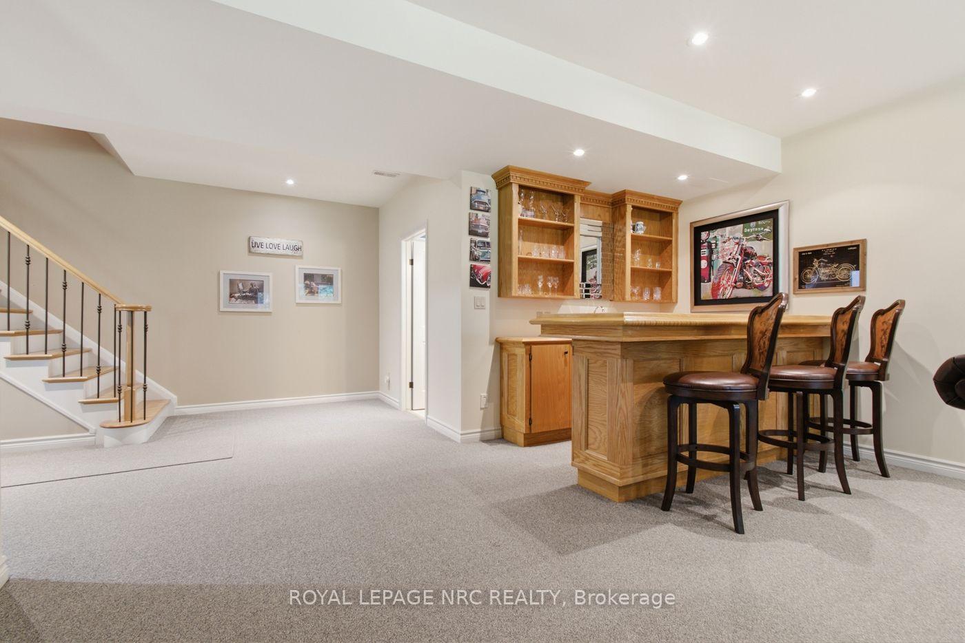 Photo 36 of 79 Cherry Ridge Boulevard, Pelham, Fenwick — HOMEH