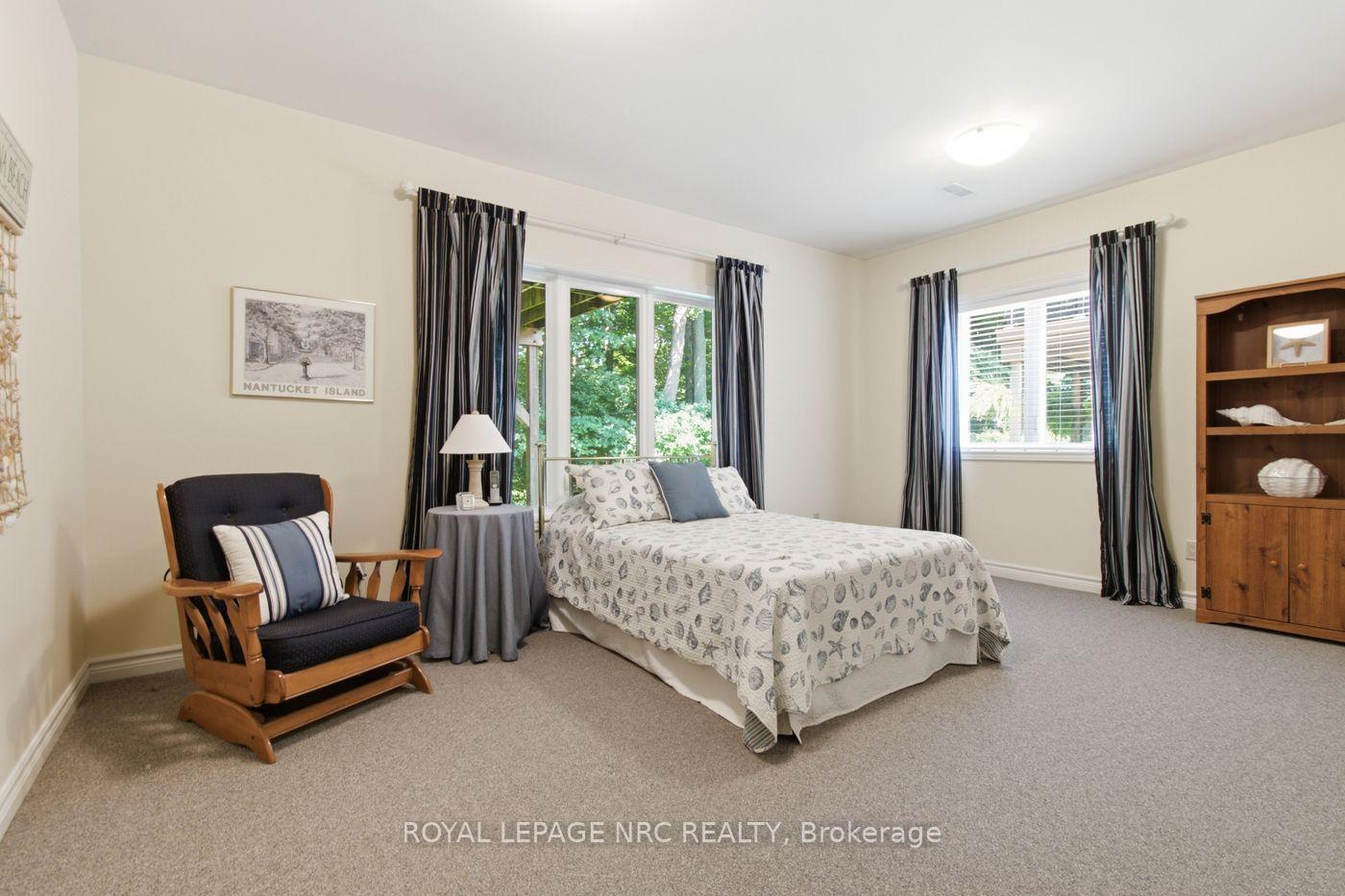 Photo 41 of 79 Cherry Ridge Boulevard, Pelham, Fenwick — HOMEH