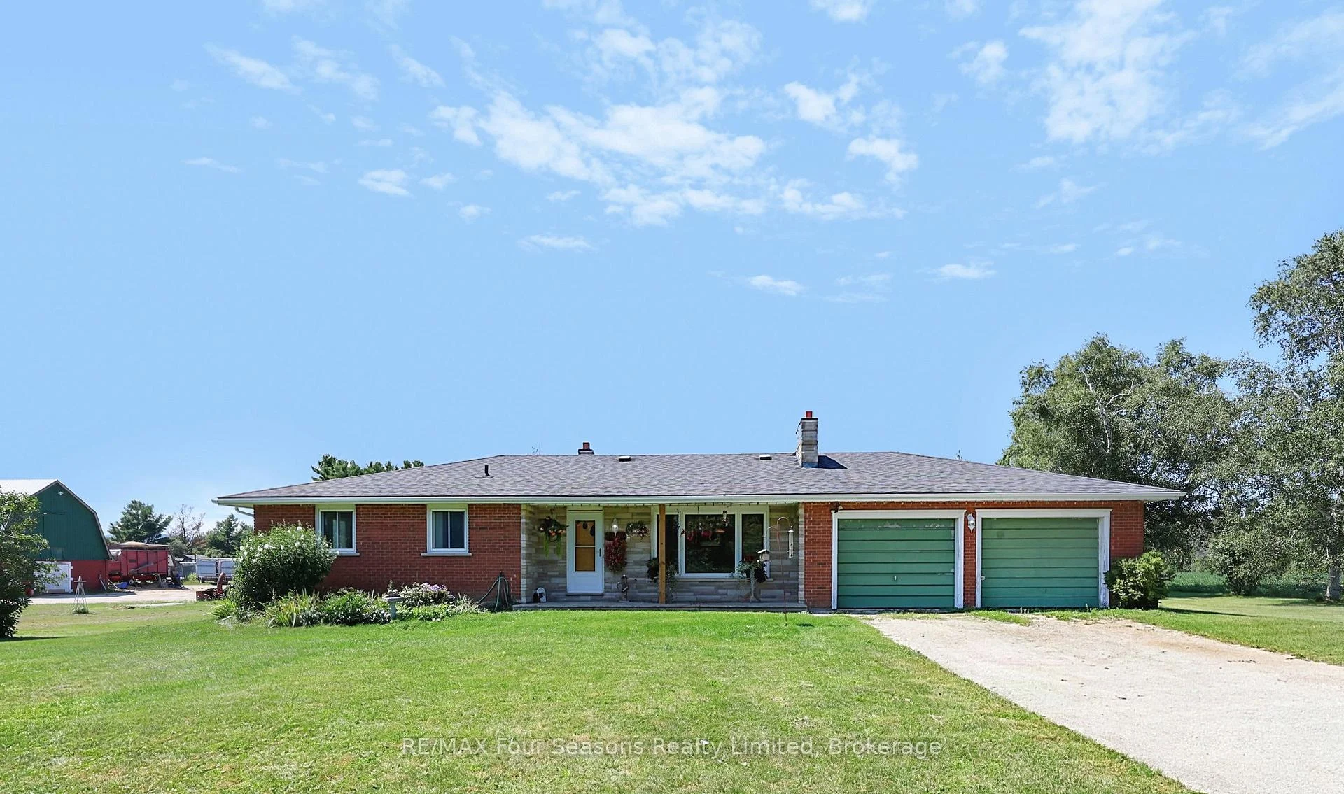Photo 1 of 2140 5th Concession N, Clearview, Rural Clearview — HOMEH