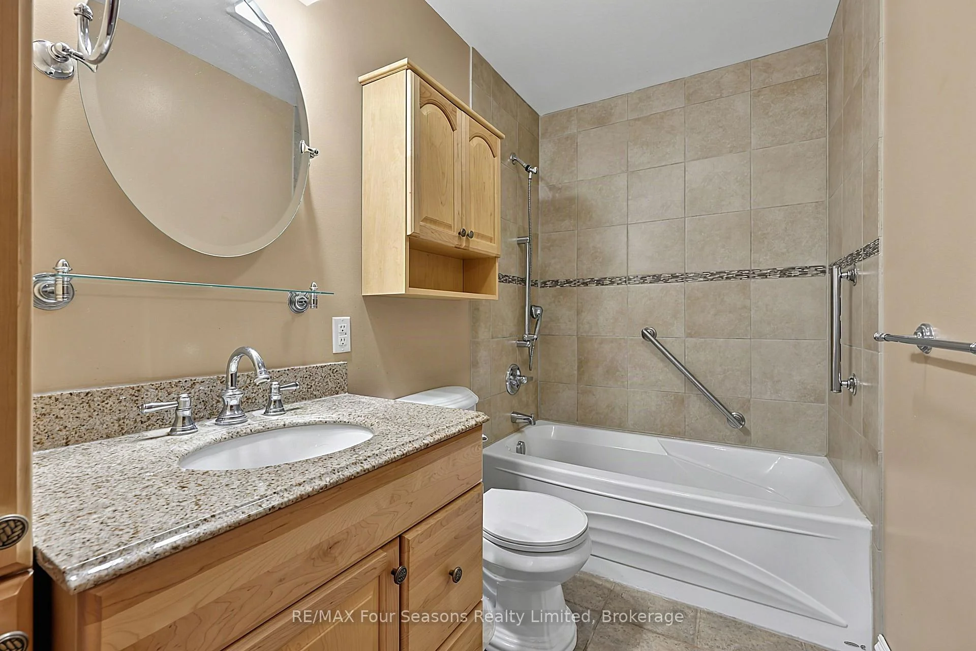 Photo 20 of 2140 5th Concession N, Clearview, Rural Clearview — HOMEH