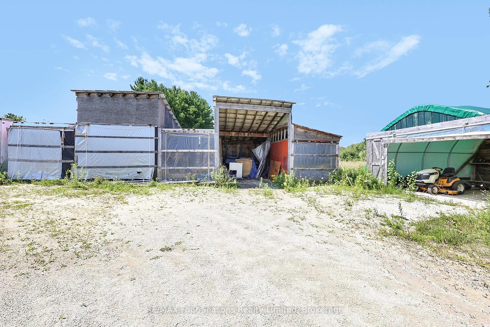 Photo 27 of 2140 5th Concession N, Clearview, Rural Clearview — HOMEH
