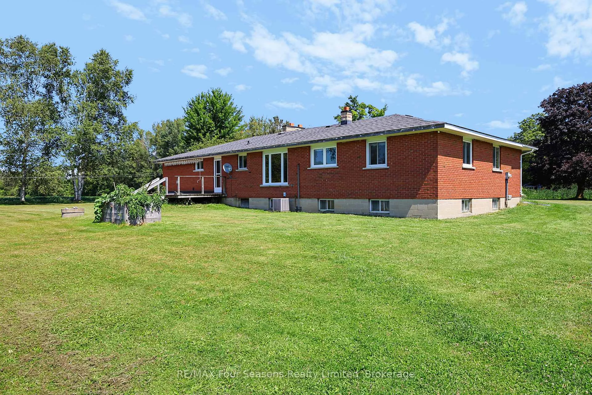 Photo 41 of 2140 5th Concession N, Clearview, Rural Clearview — HOMEH