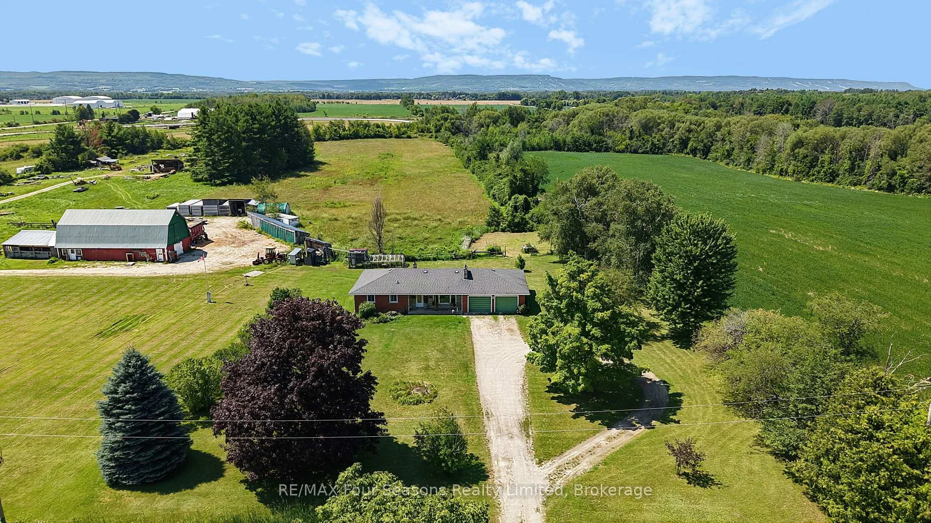 Photo 44 of 2140 5th Concession N, Clearview, Rural Clearview — HOMEH