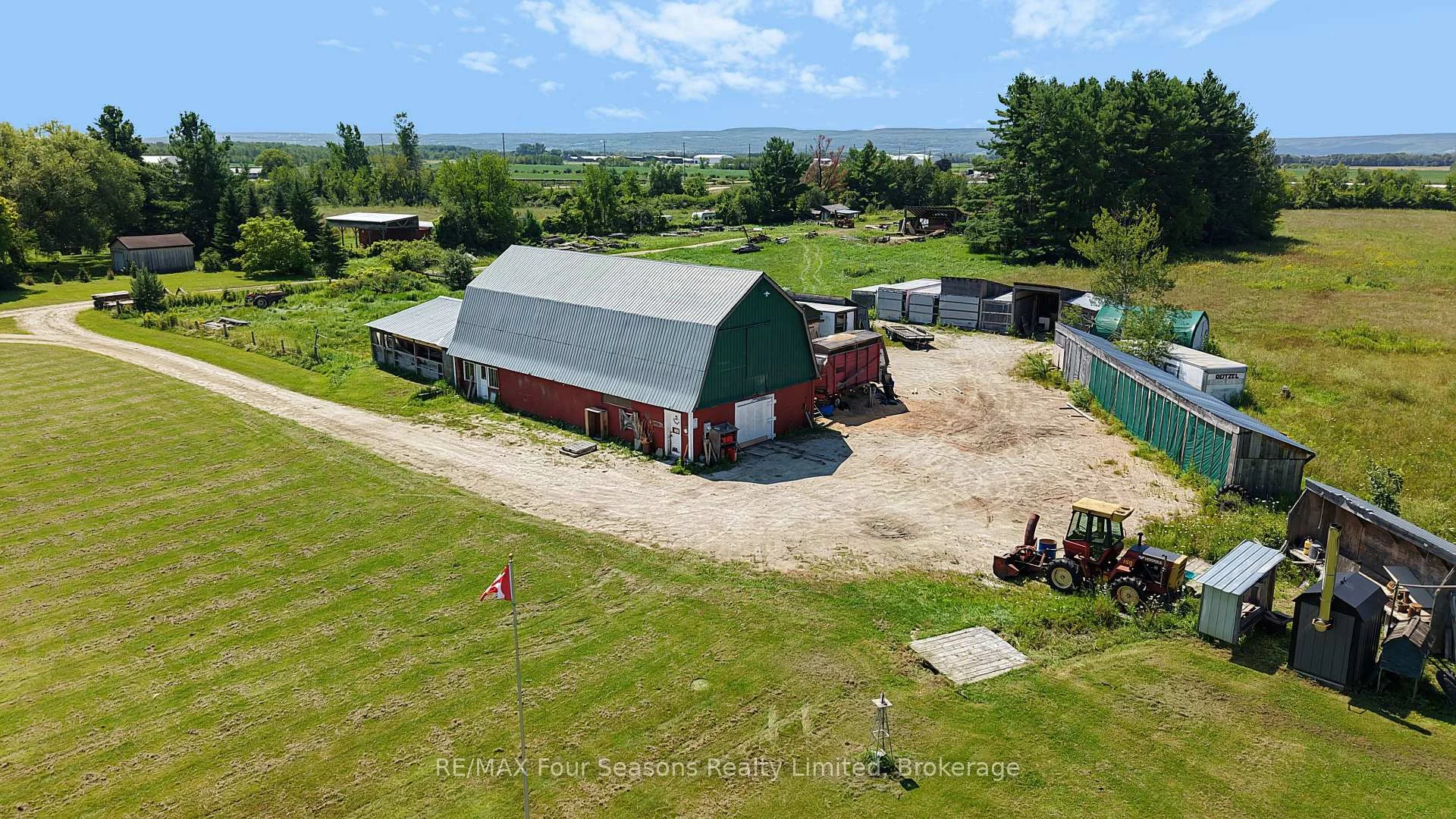 Photo 46 of 2140 5th Concession N, Clearview, Rural Clearview — HOMEH