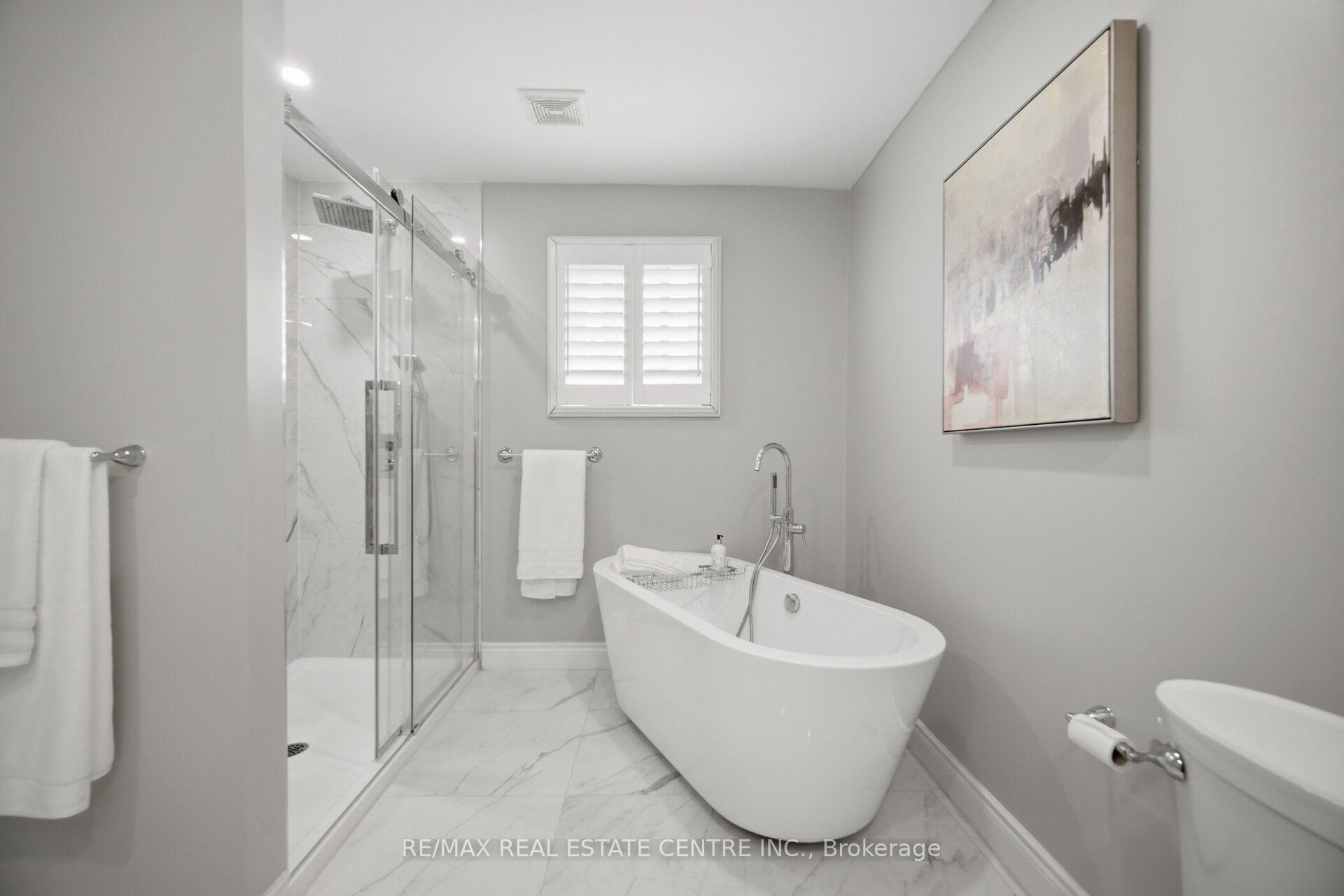 Photo 20 of 1558 Highbrook Avenue, Mississauga, East Credit — HOMEH