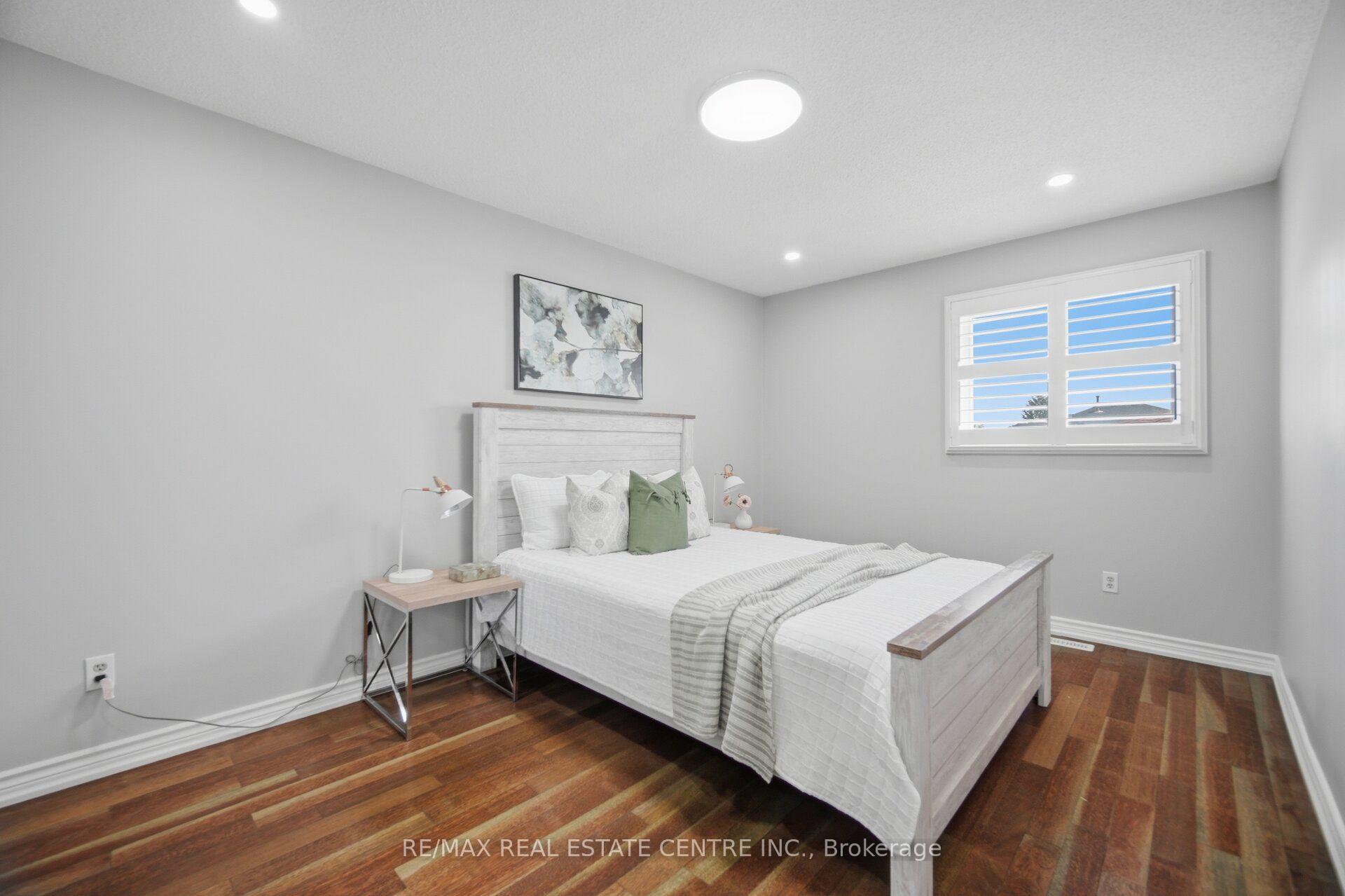Photo 22 of 1558 Highbrook Avenue, Mississauga, East Credit — HOMEH
