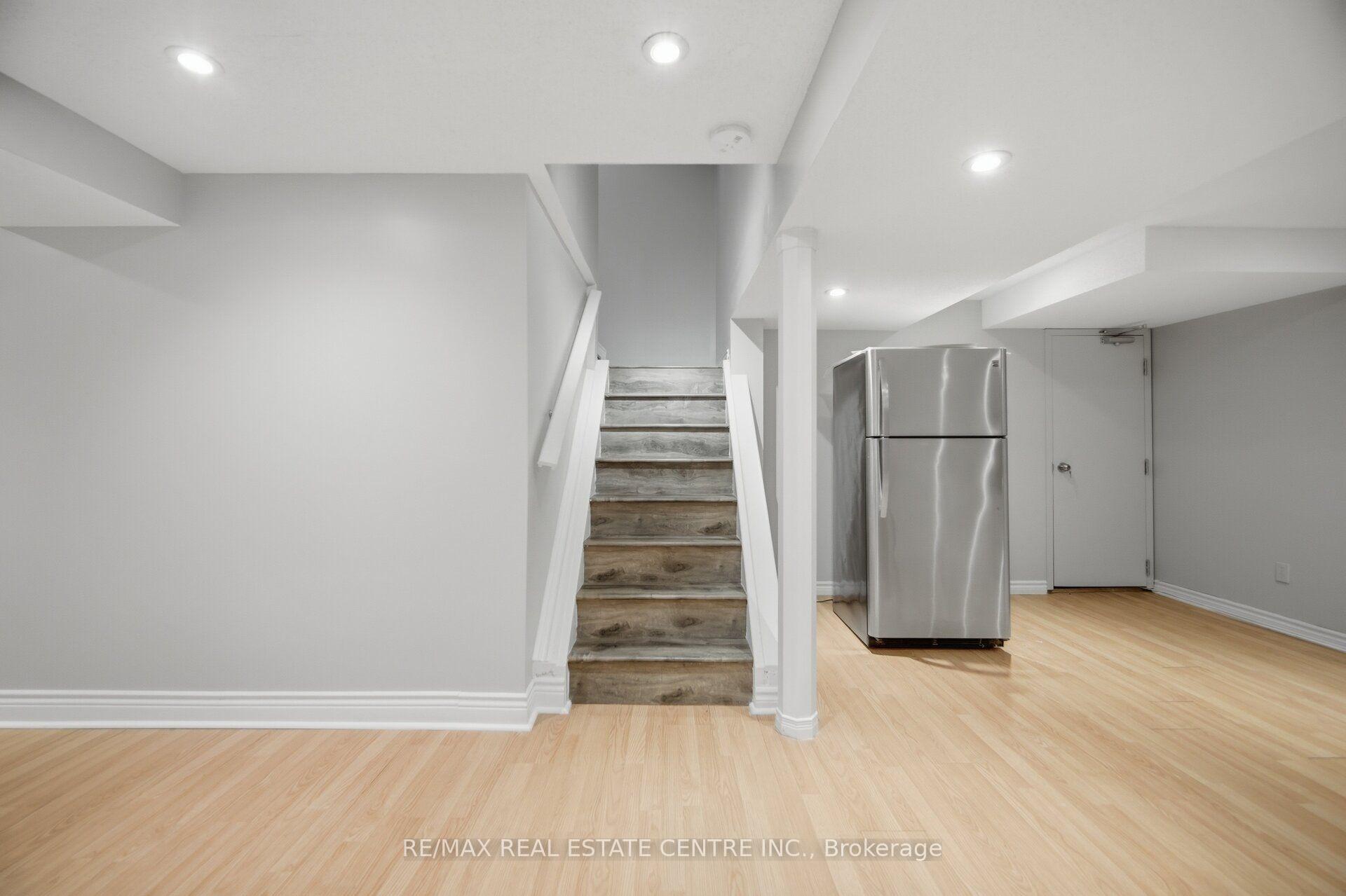 Photo 30 of 1558 Highbrook Avenue, Mississauga, East Credit — HOMEH