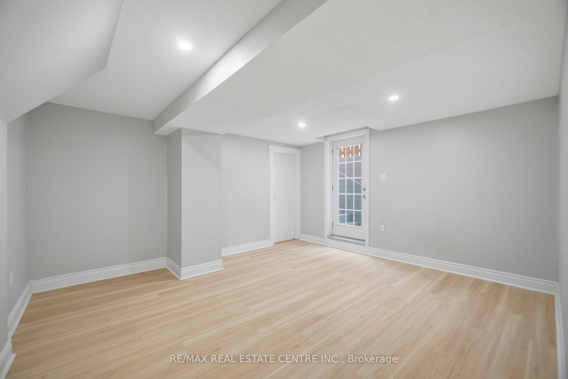 Photo 41 of 1558 Highbrook Avenue, Mississauga, East Credit — HOMEH