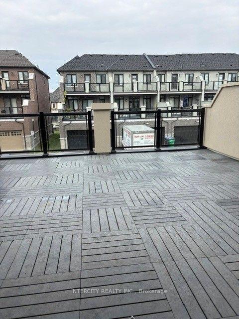 Photo 12 of 321 Inspire Boulevard, Brampton, Sandringham-Wellington North — HOMEH