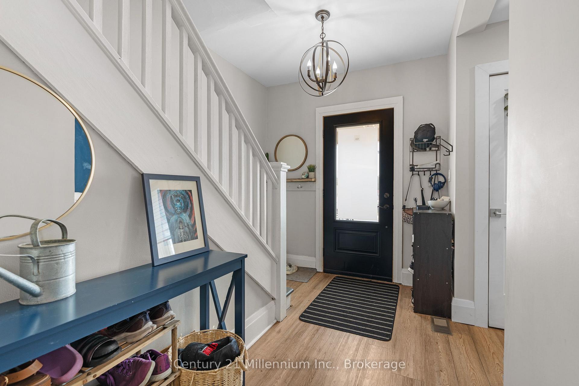 Photo 10 of 1186 2nd Avenue W, Owen Sound — HOMEH
