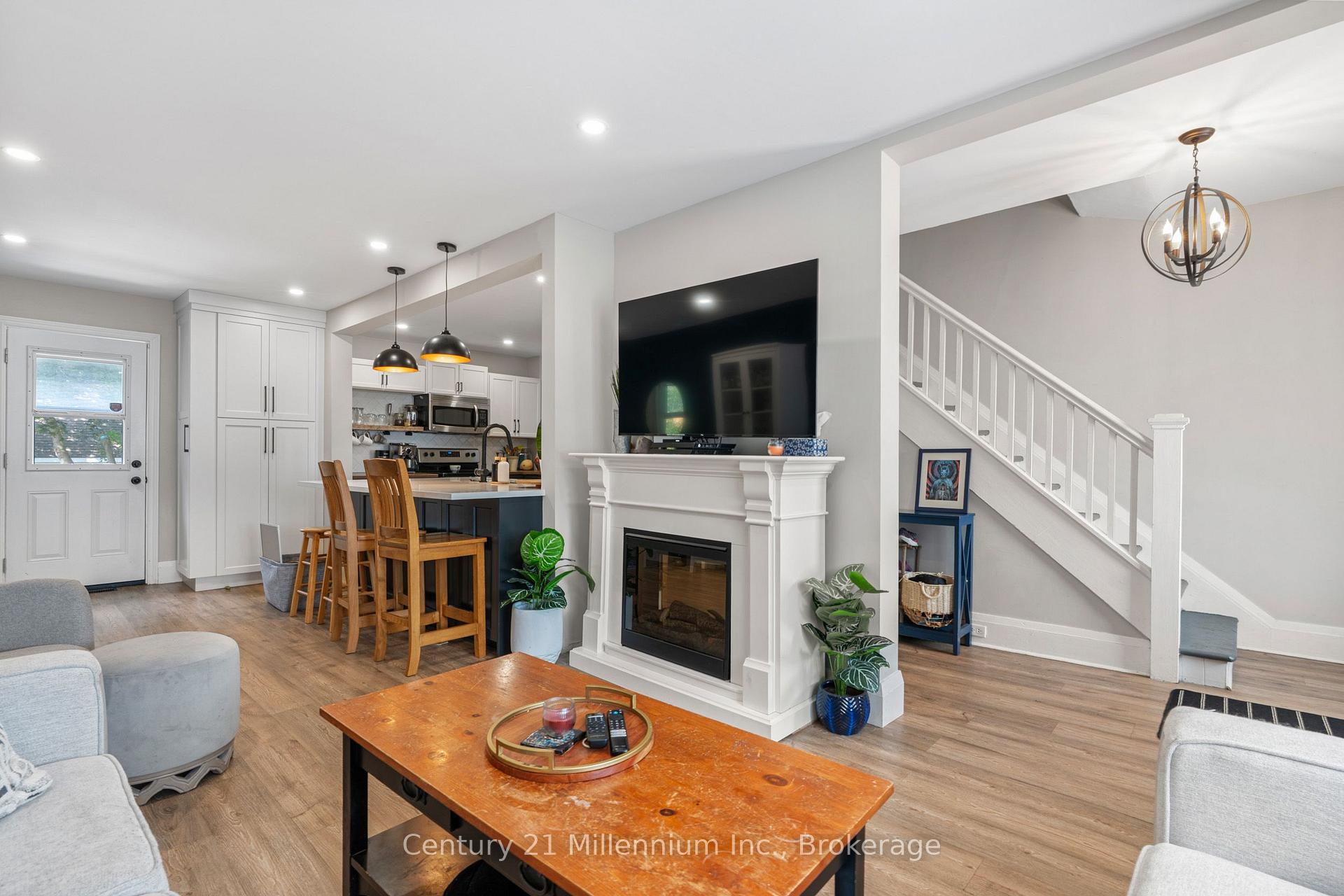Photo 15 of 1186 2nd Avenue W, Owen Sound — HOMEH