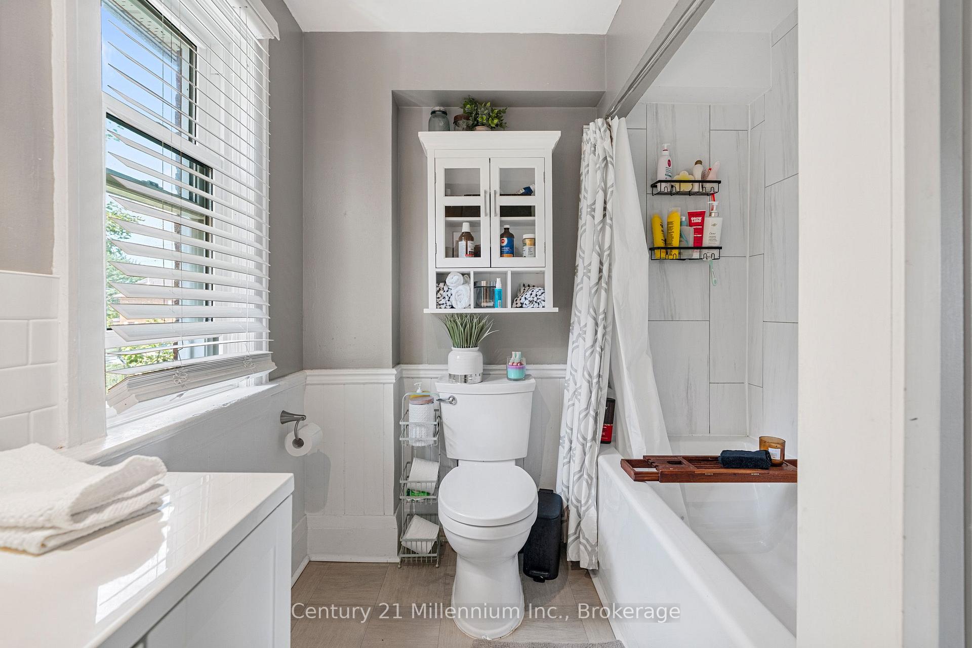 Photo 27 of 1186 2nd Avenue W, Owen Sound — HOMEH