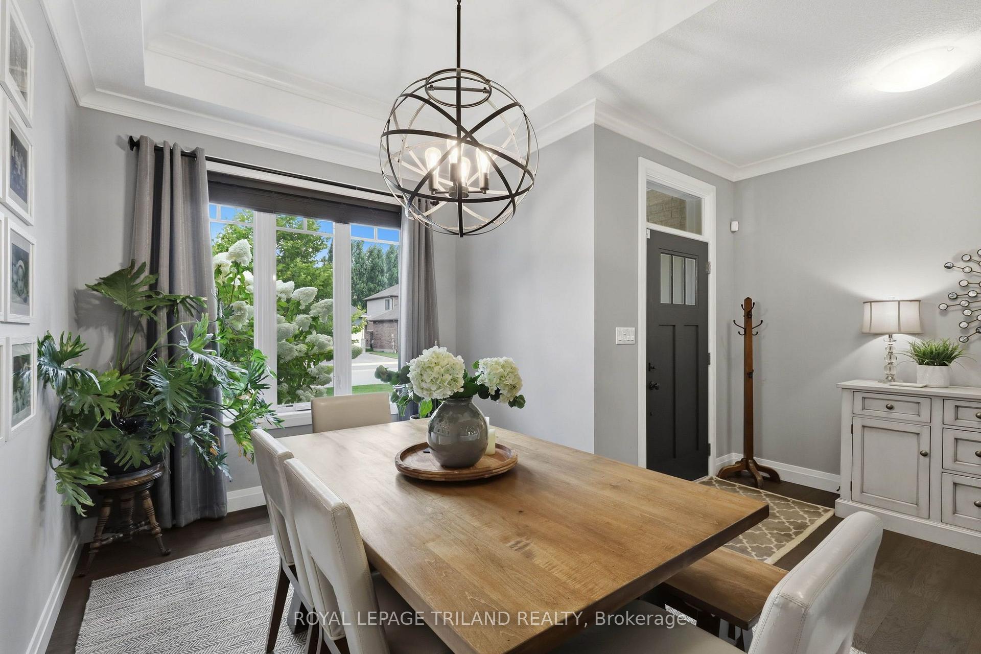 Photo 8 of 57 Caverhill Crescent, Middlesex Centre, Komoka — HOMEH