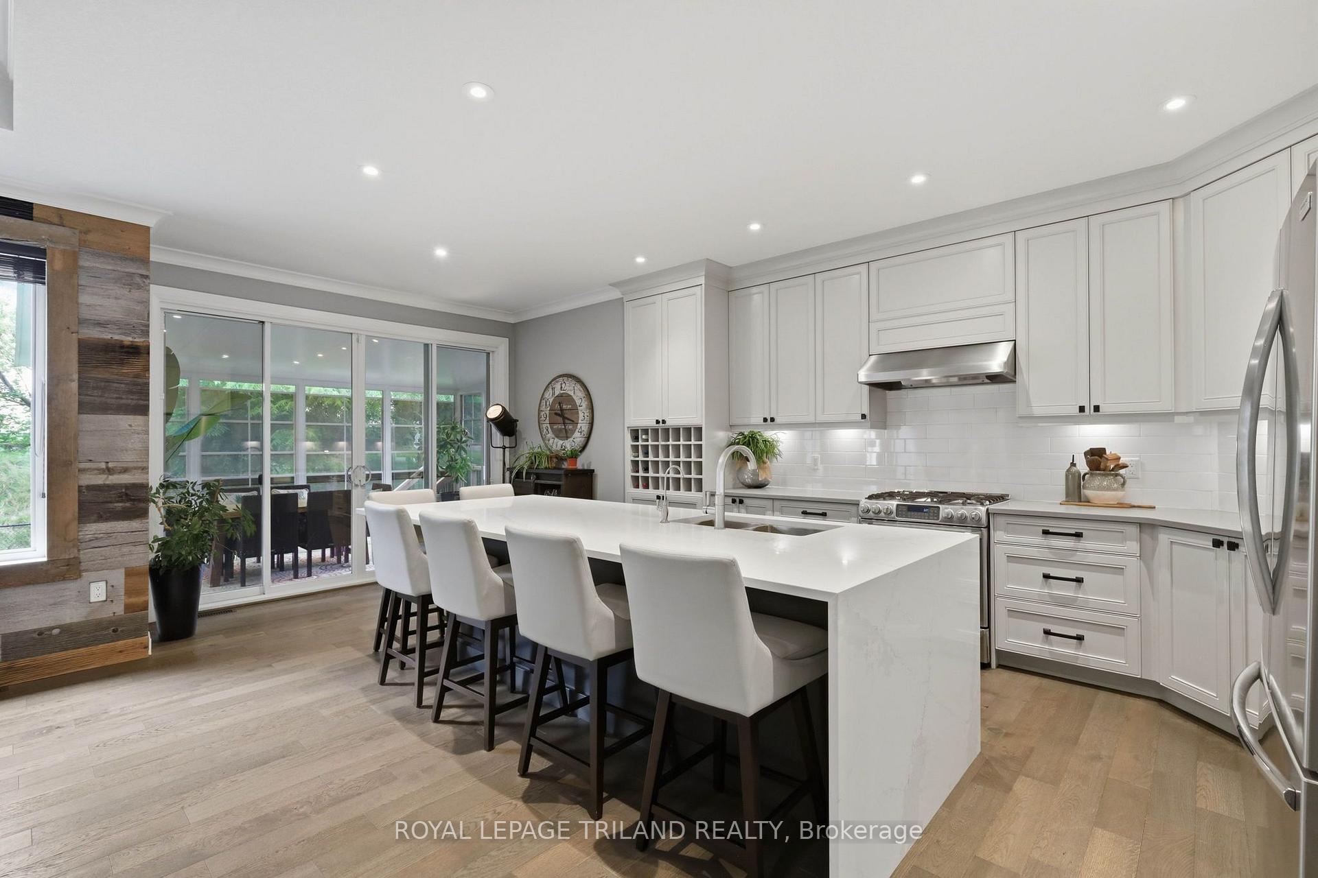 Photo 9 of 57 Caverhill Crescent, Middlesex Centre, Komoka — HOMEH