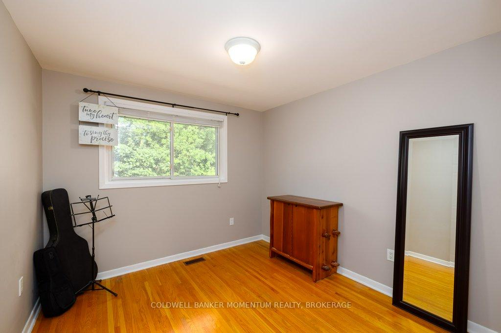 Photo 19 of 9 Heathcote Terrace, St. Catharines, Lakeshore — HOMEH