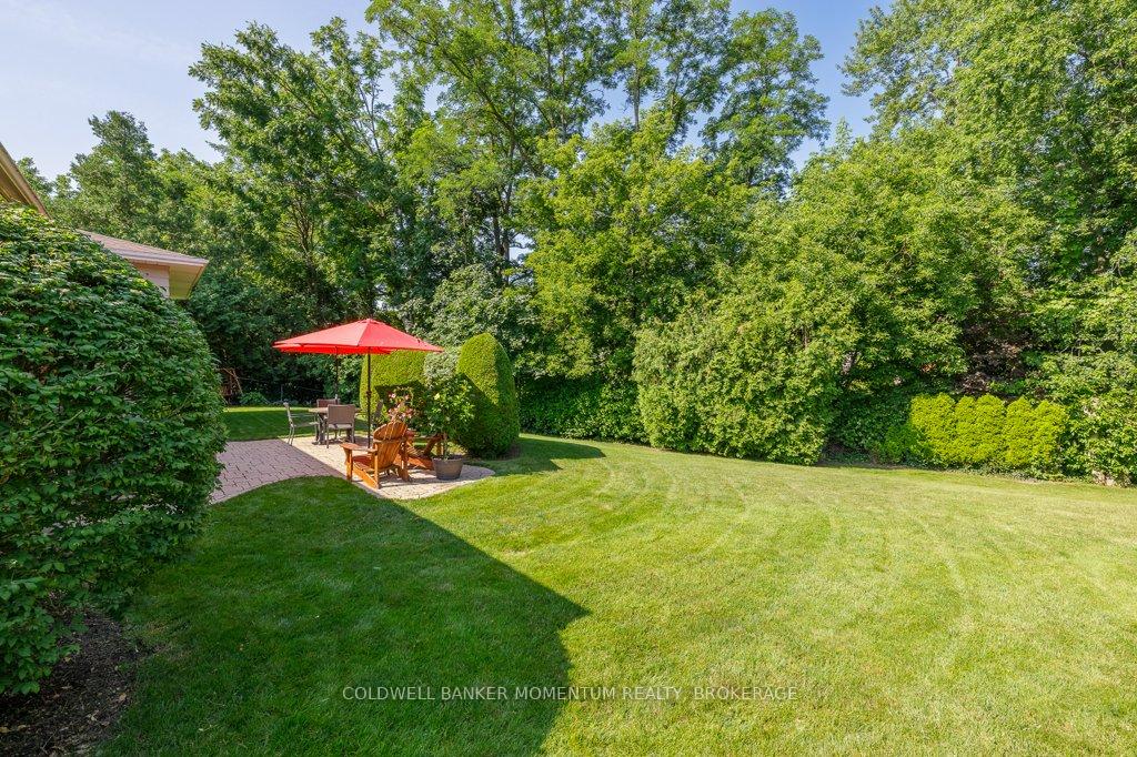 Photo 32 of 9 Heathcote Terrace, St. Catharines, Lakeshore — HOMEH