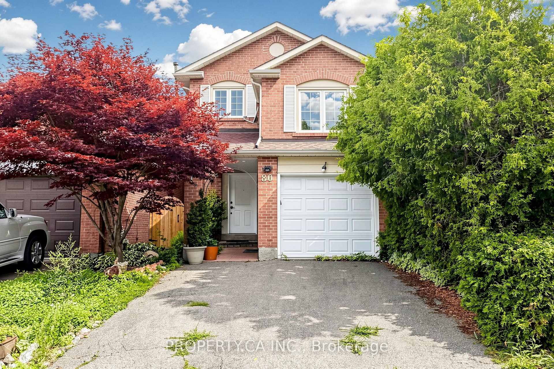 Photo 2 of 80 Peter Andrew Crescent, Vaughan, Brownridge — HOMEH