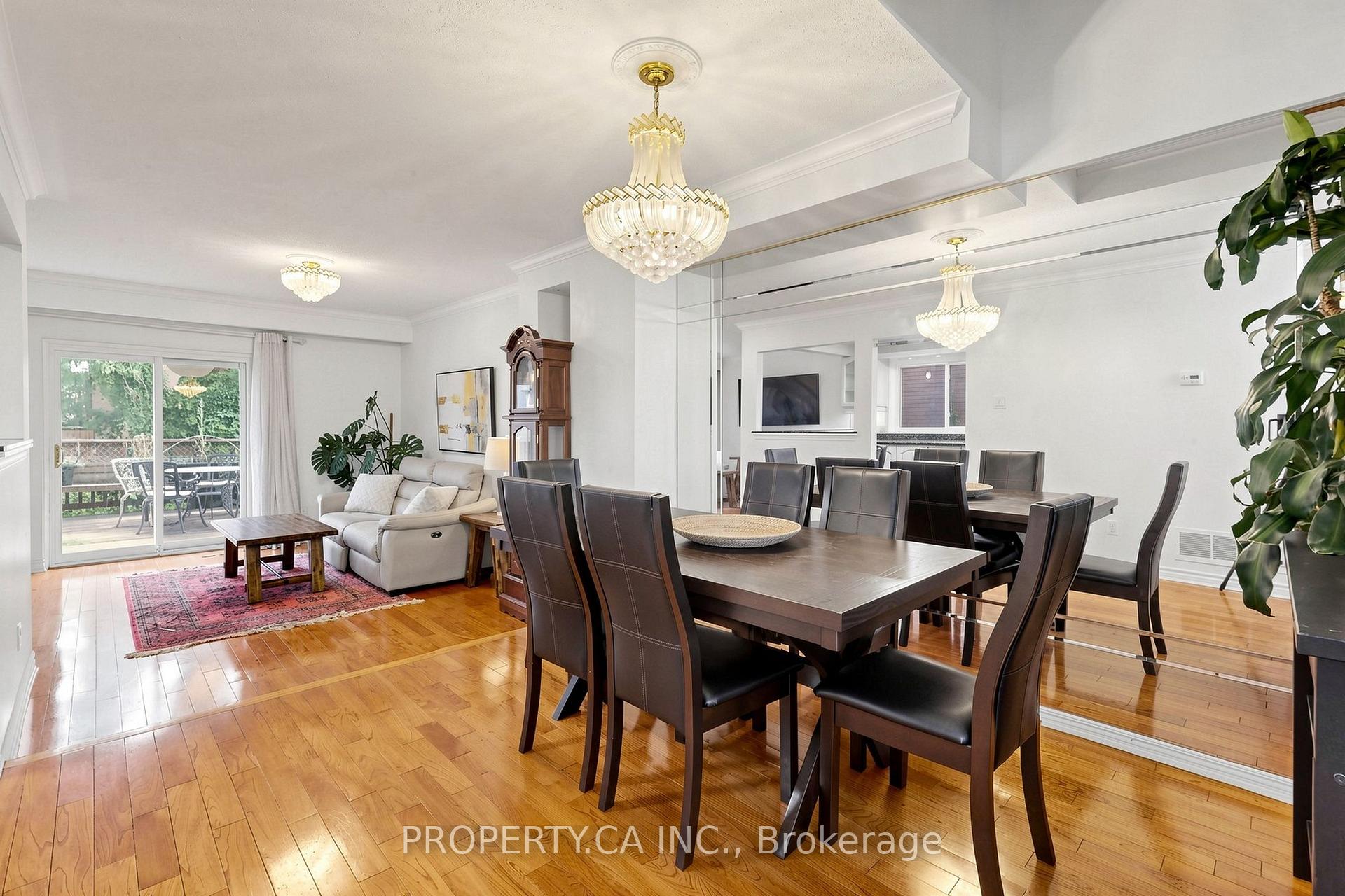 Photo 11 of 80 Peter Andrew Crescent, Vaughan, Brownridge — HOMEH