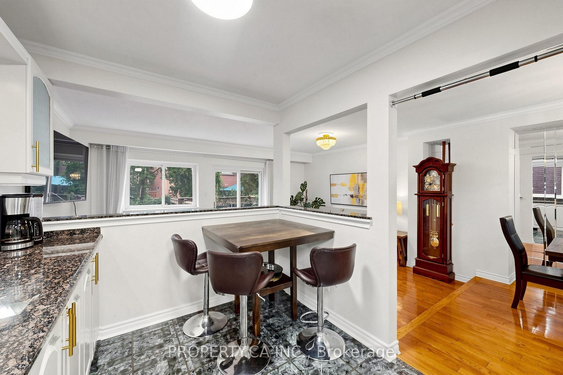 Photo 16 of 80 Peter Andrew Crescent, Vaughan, Brownridge — HOMEH