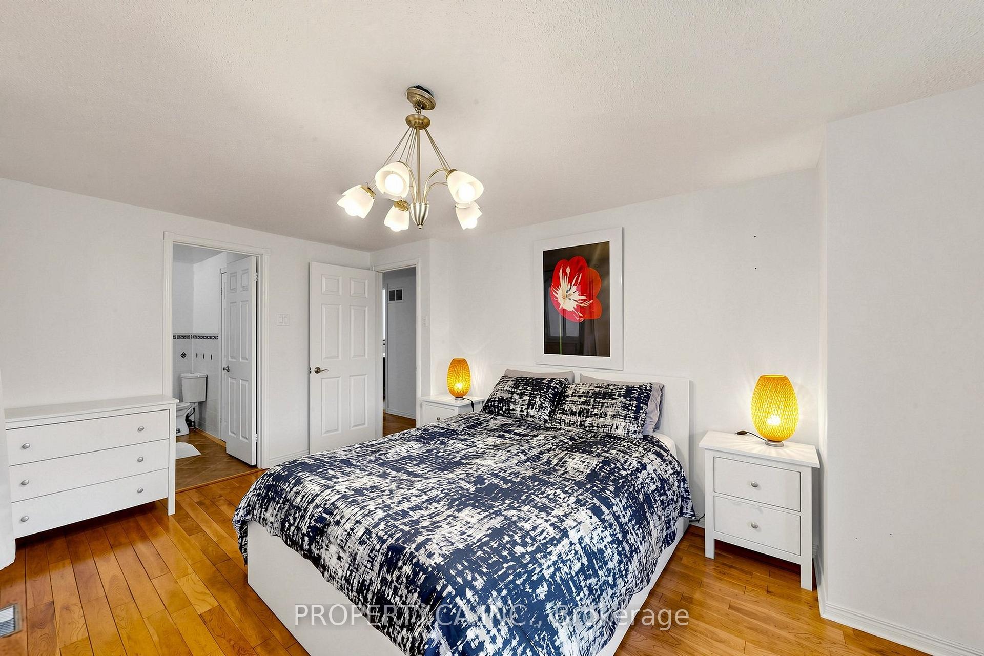 Photo 20 of 80 Peter Andrew Crescent, Vaughan, Brownridge — HOMEH