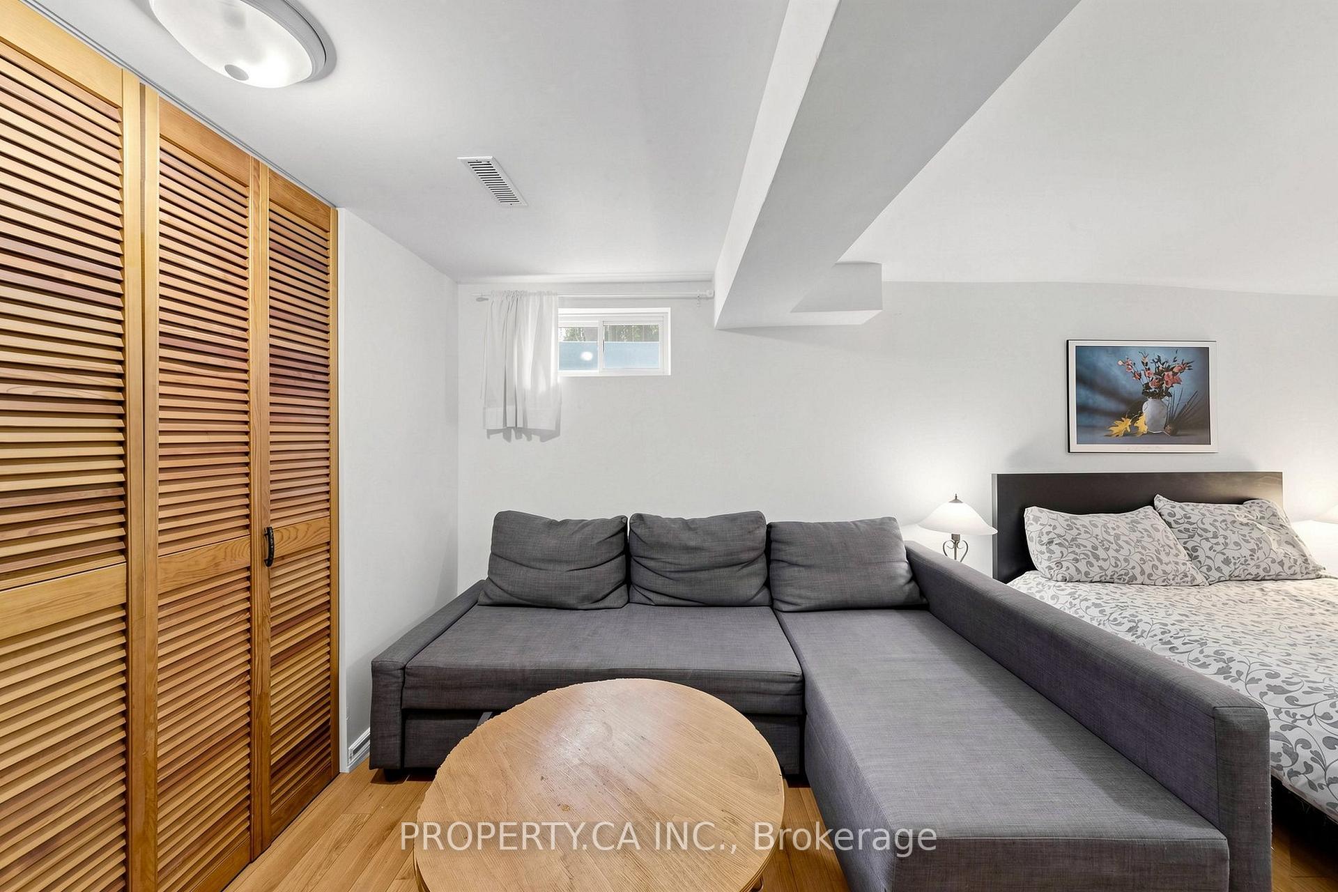Photo 29 of 80 Peter Andrew Crescent, Vaughan, Brownridge — HOMEH