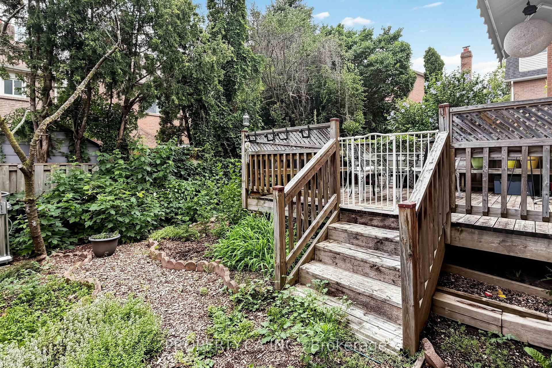 Photo 49 of 80 Peter Andrew Crescent, Vaughan, Brownridge — HOMEH