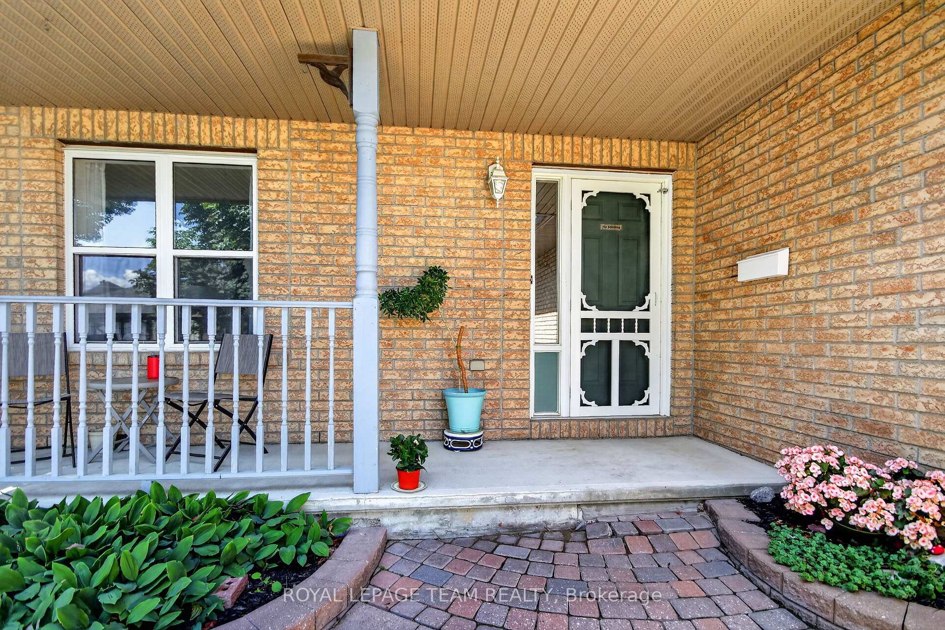 Photo 3 of 46 Mika Street, Ottawa, Stittsville (North) — HOMEH