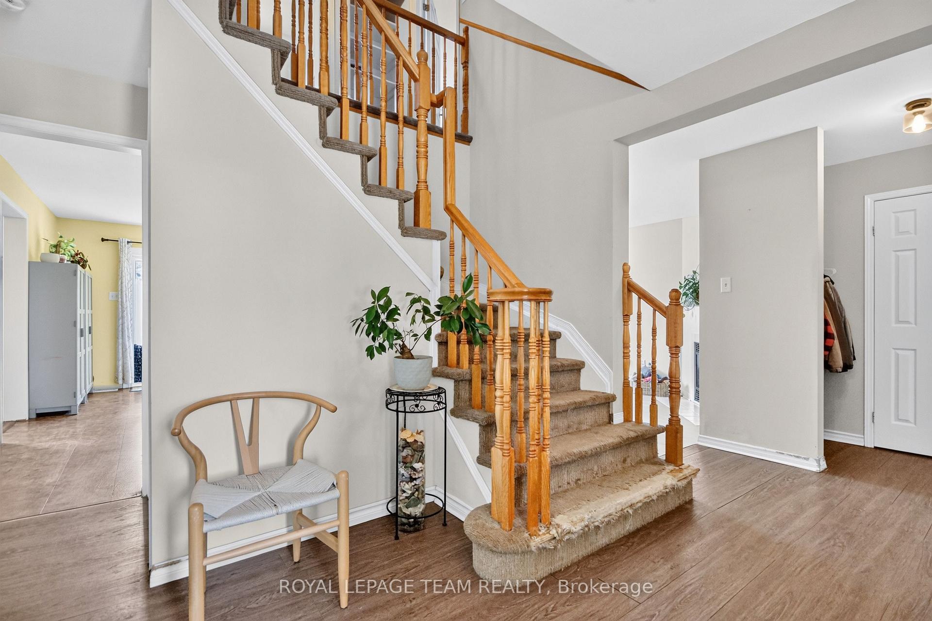 Photo 5 of 46 Mika Street, Ottawa, Stittsville (North) — HOMEH