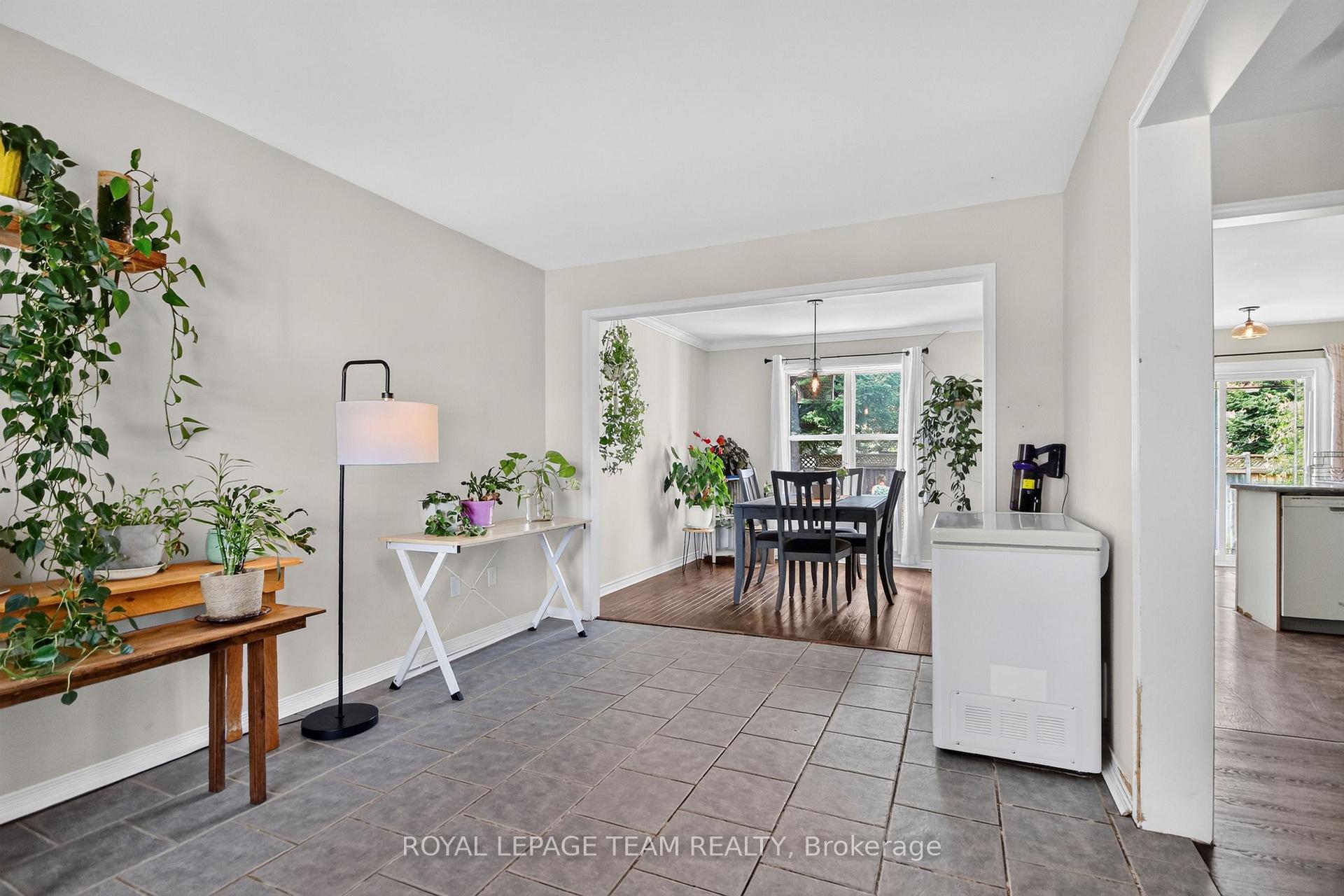 Photo 9 of 46 Mika Street, Ottawa, Stittsville (North) — HOMEH