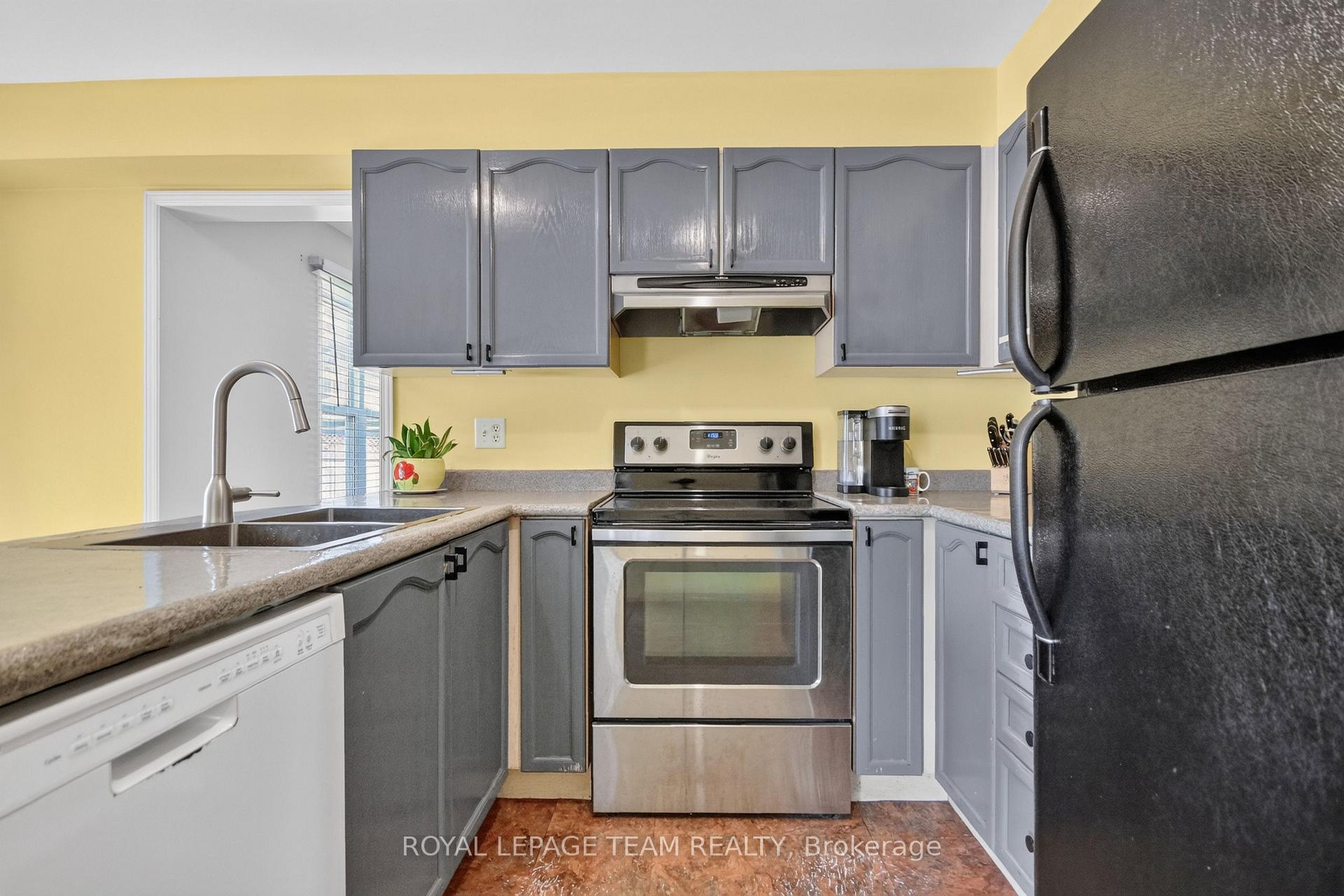 Photo 17 of 46 Mika Street, Ottawa, Stittsville (North) — HOMEH