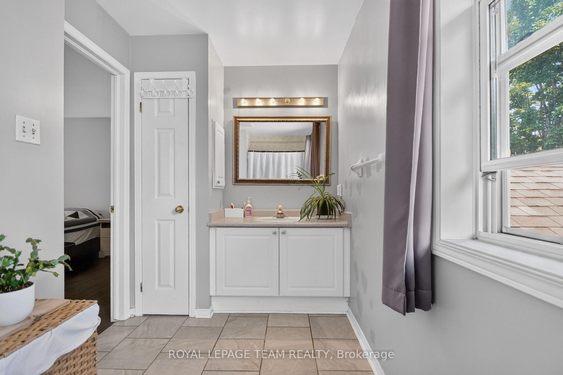 Photo 25 of 46 Mika Street, Ottawa, Stittsville (North) — HOMEH