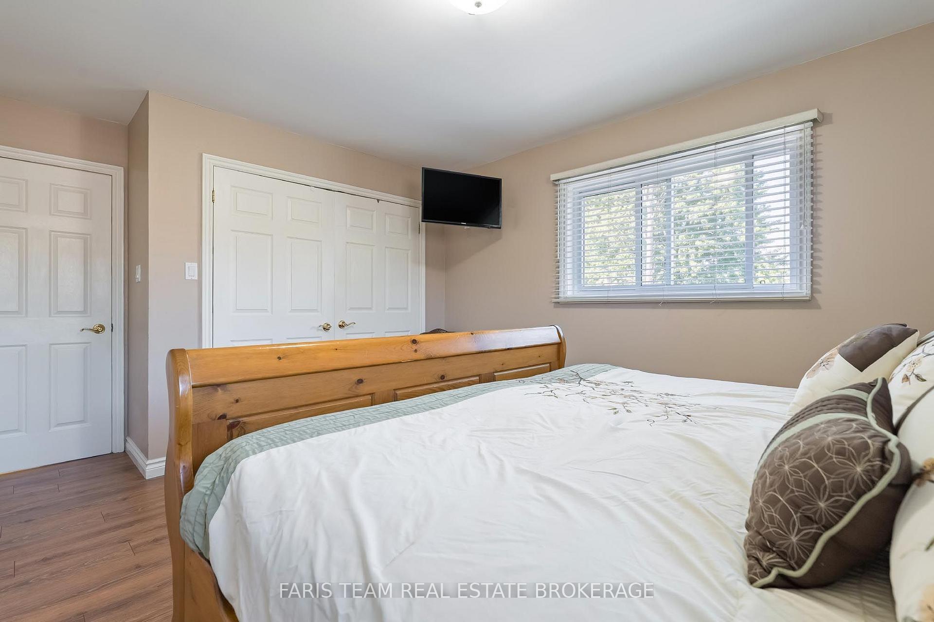 Photo 17 of 228 Bayshore Road, Innisfil, Rural Innisfil — HOMEH