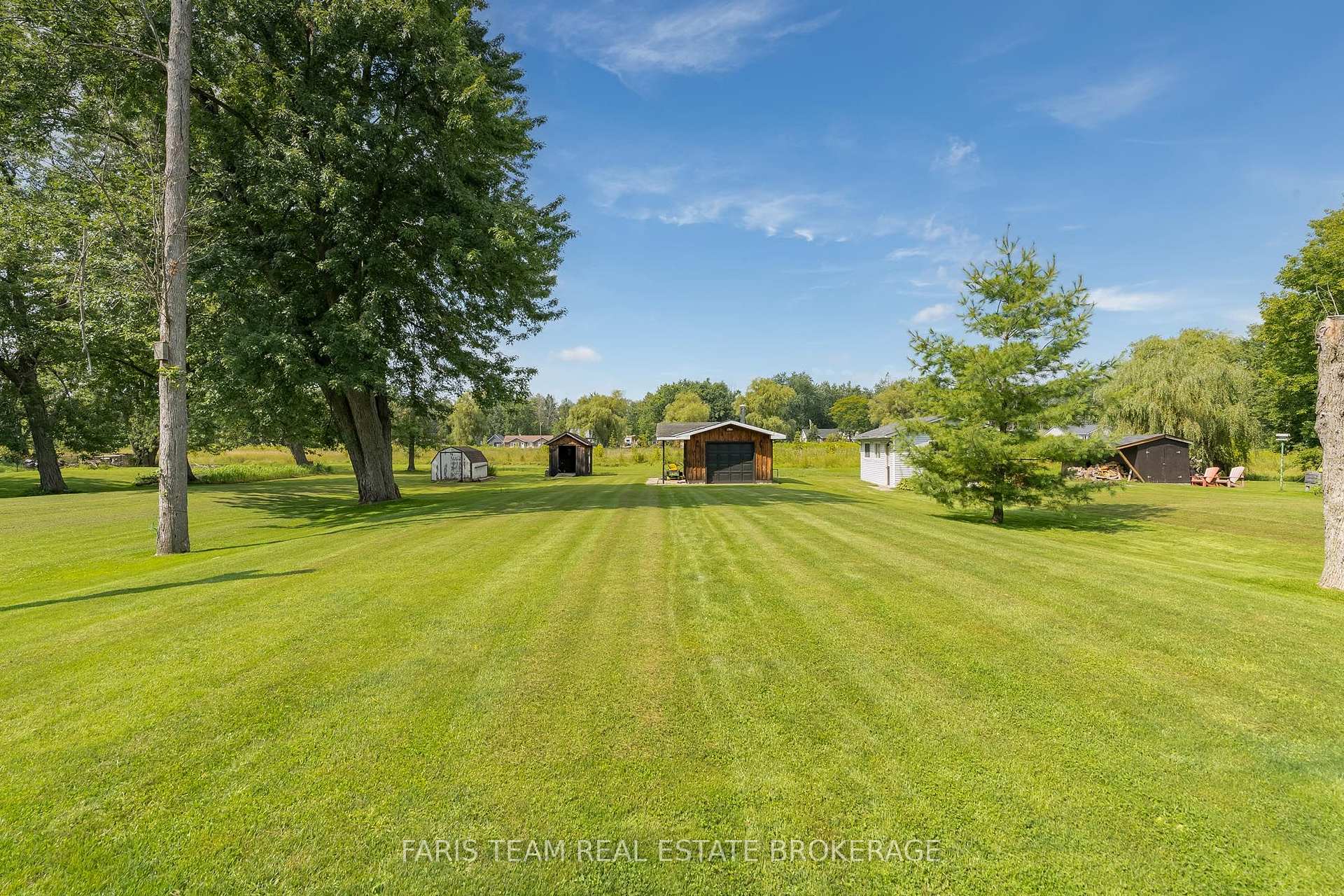 Photo 32 of 228 Bayshore Road, Innisfil, Rural Innisfil — HOMEH
