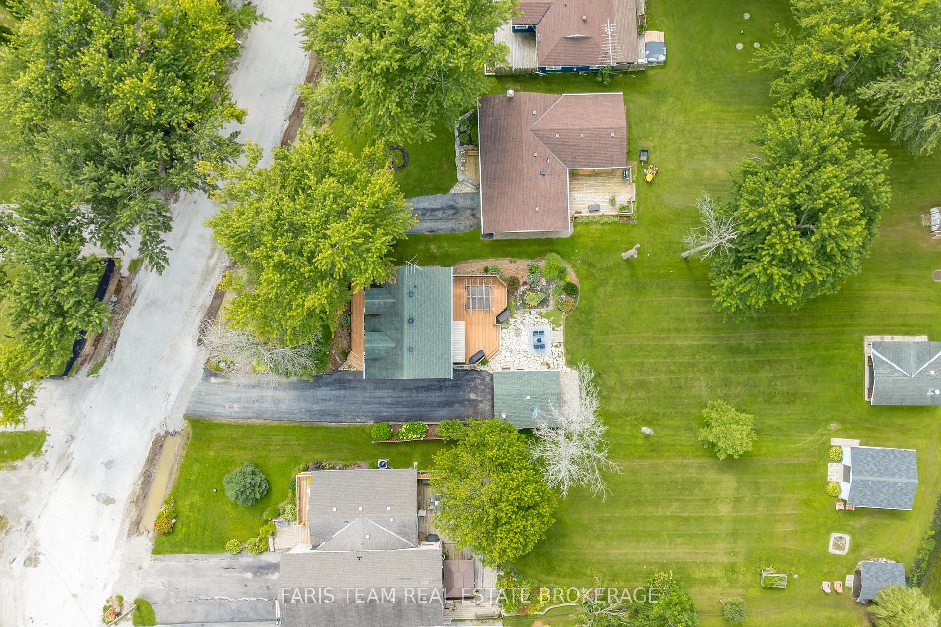 Photo 37 of 228 Bayshore Road, Innisfil, Rural Innisfil — HOMEH