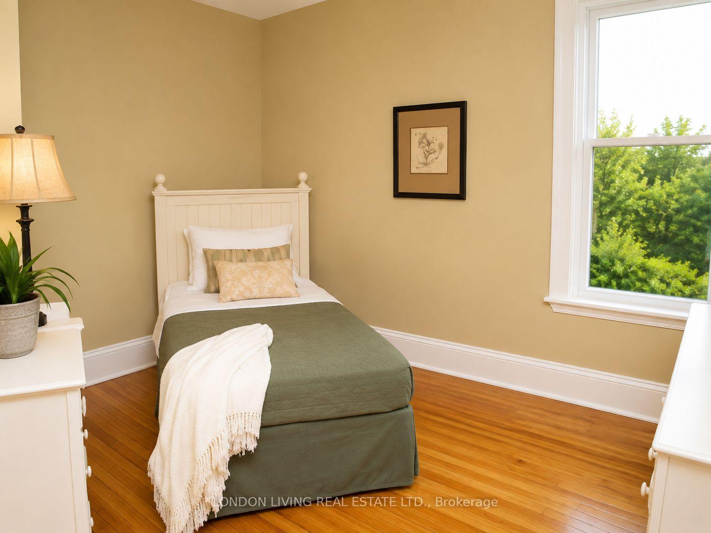 Photo 12 of 45 Beaconsfield Avenue, London, South F — HOMEH