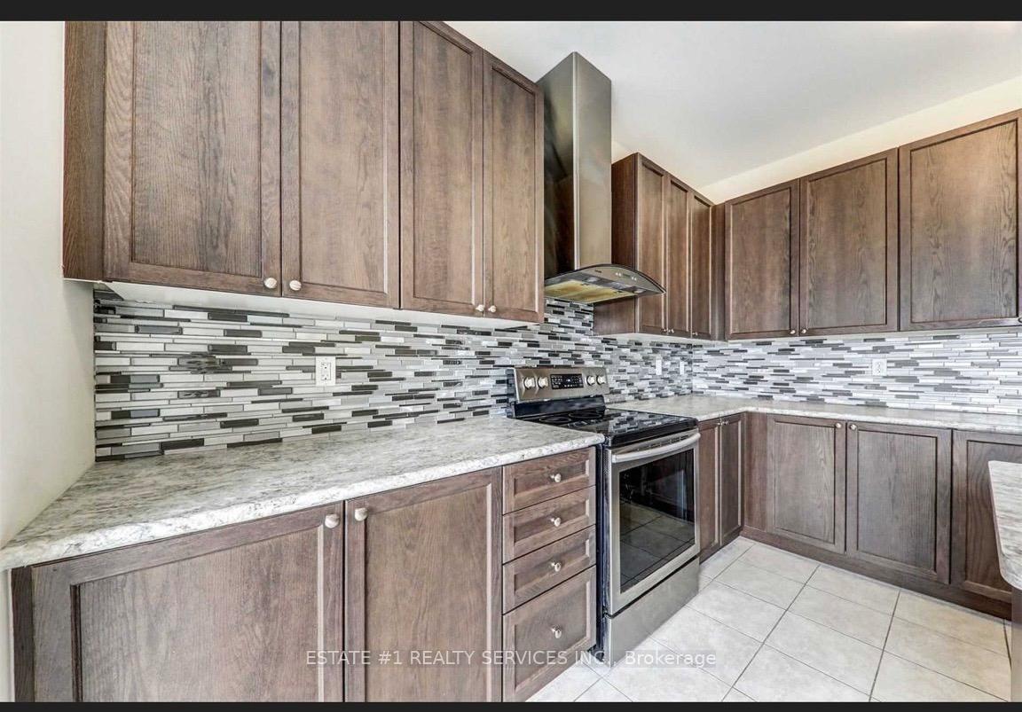 Photo 5 of Unit Upper, 153 Dance Act Avenue, Oshawa, Windfields — HOMEH