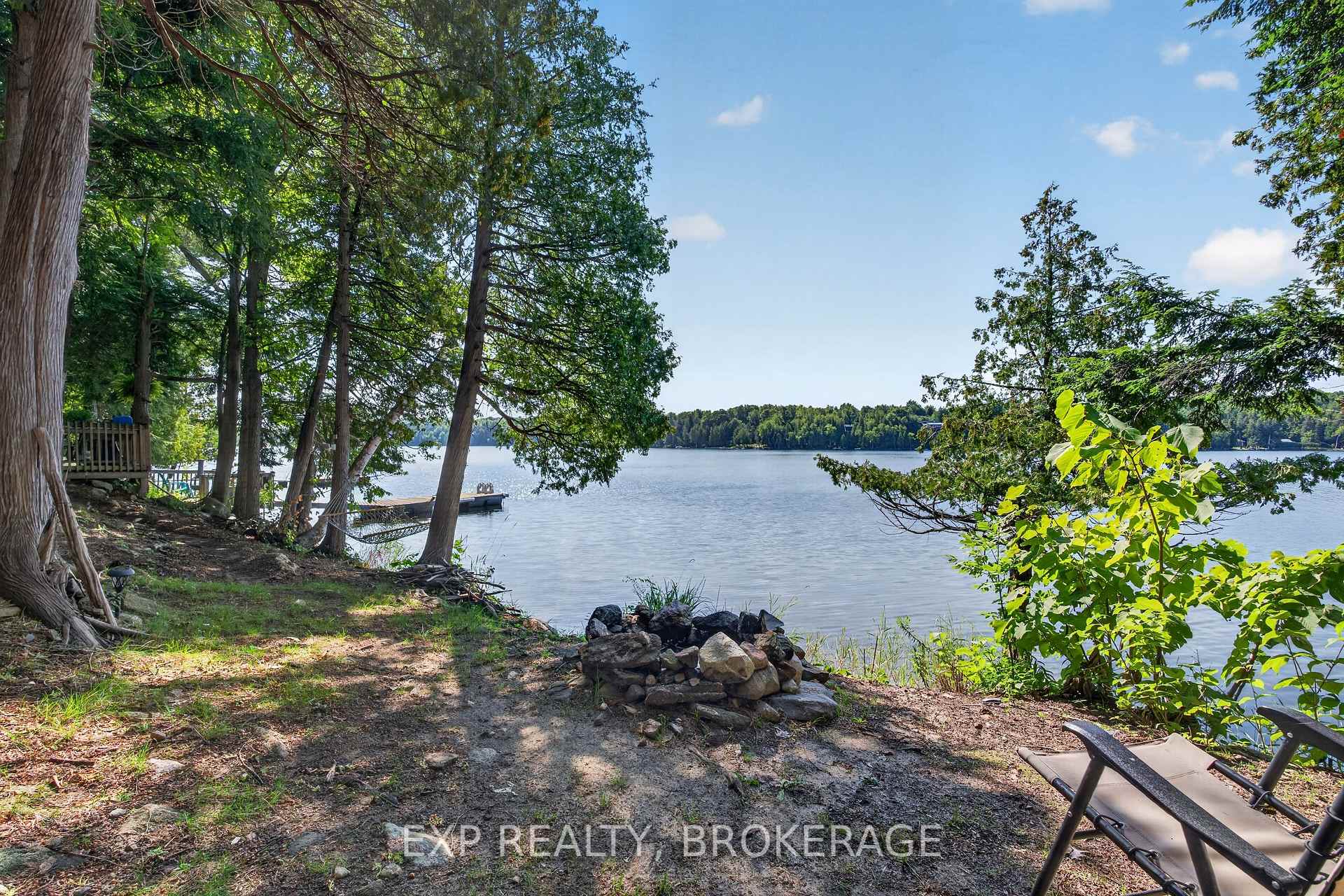 Photo 2 of 332 Hillcrest Lane, Frontenac, Frontenac South — HOMEH