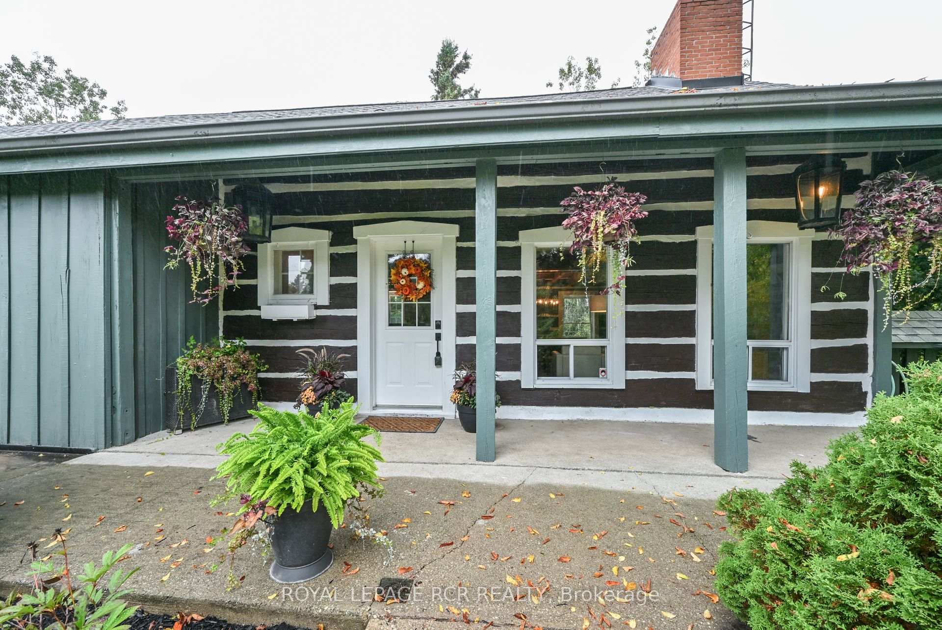 Photo 3 of 1762 Queen Street, Caledon, Alton — HOMEH