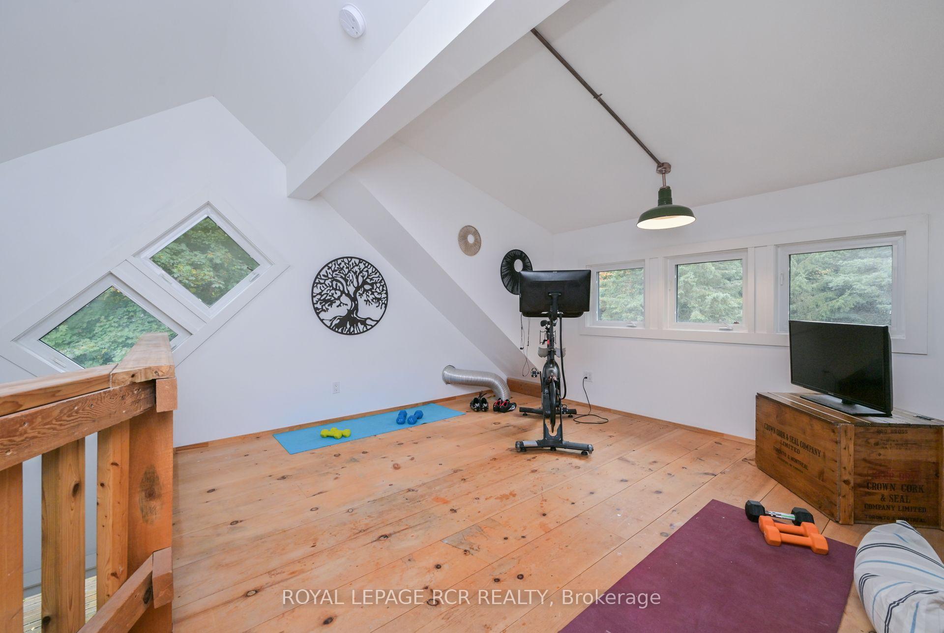 Photo 20 of 1762 Queen Street, Caledon, Alton — HOMEH