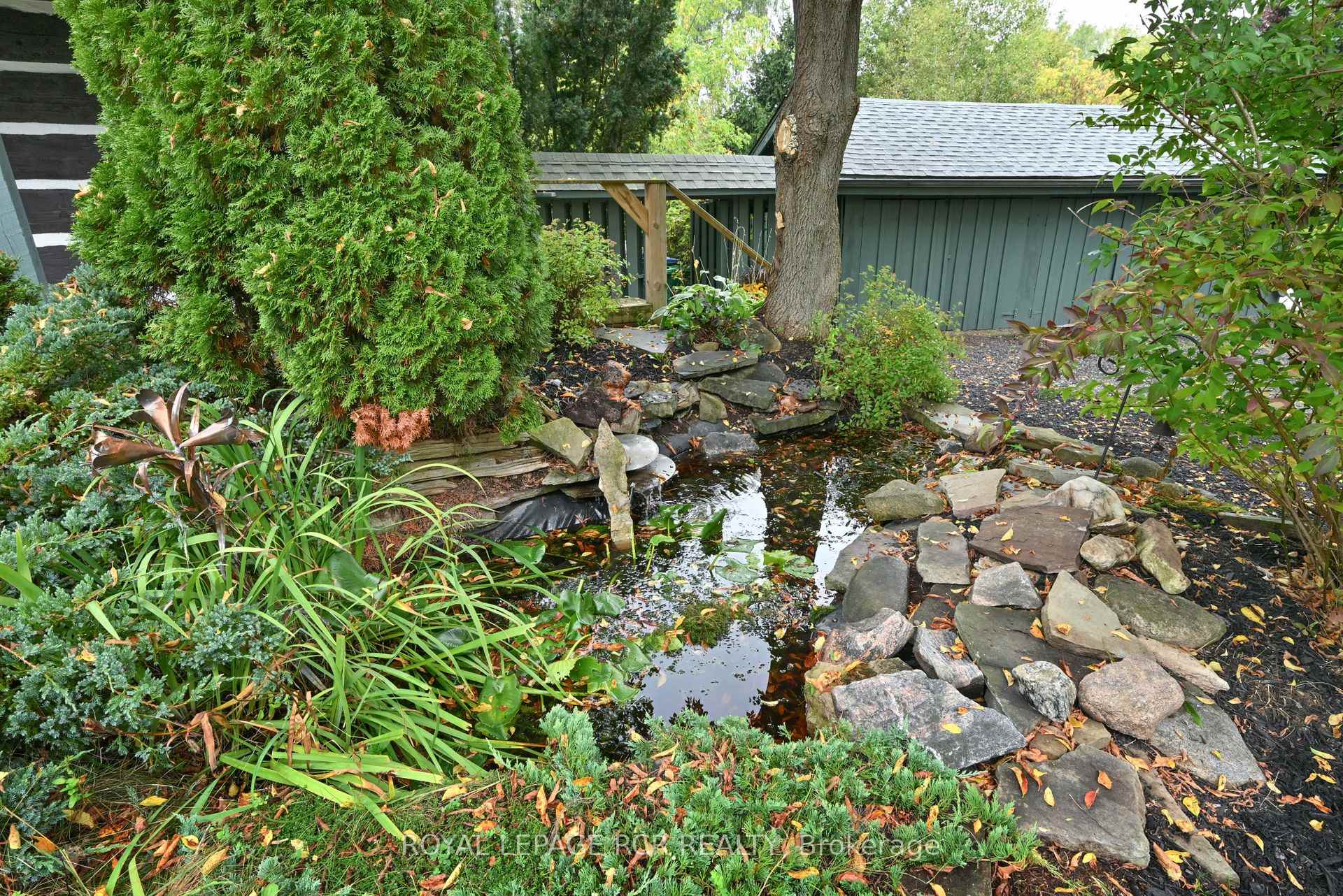 Photo 32 of 1762 Queen Street, Caledon, Alton — HOMEH