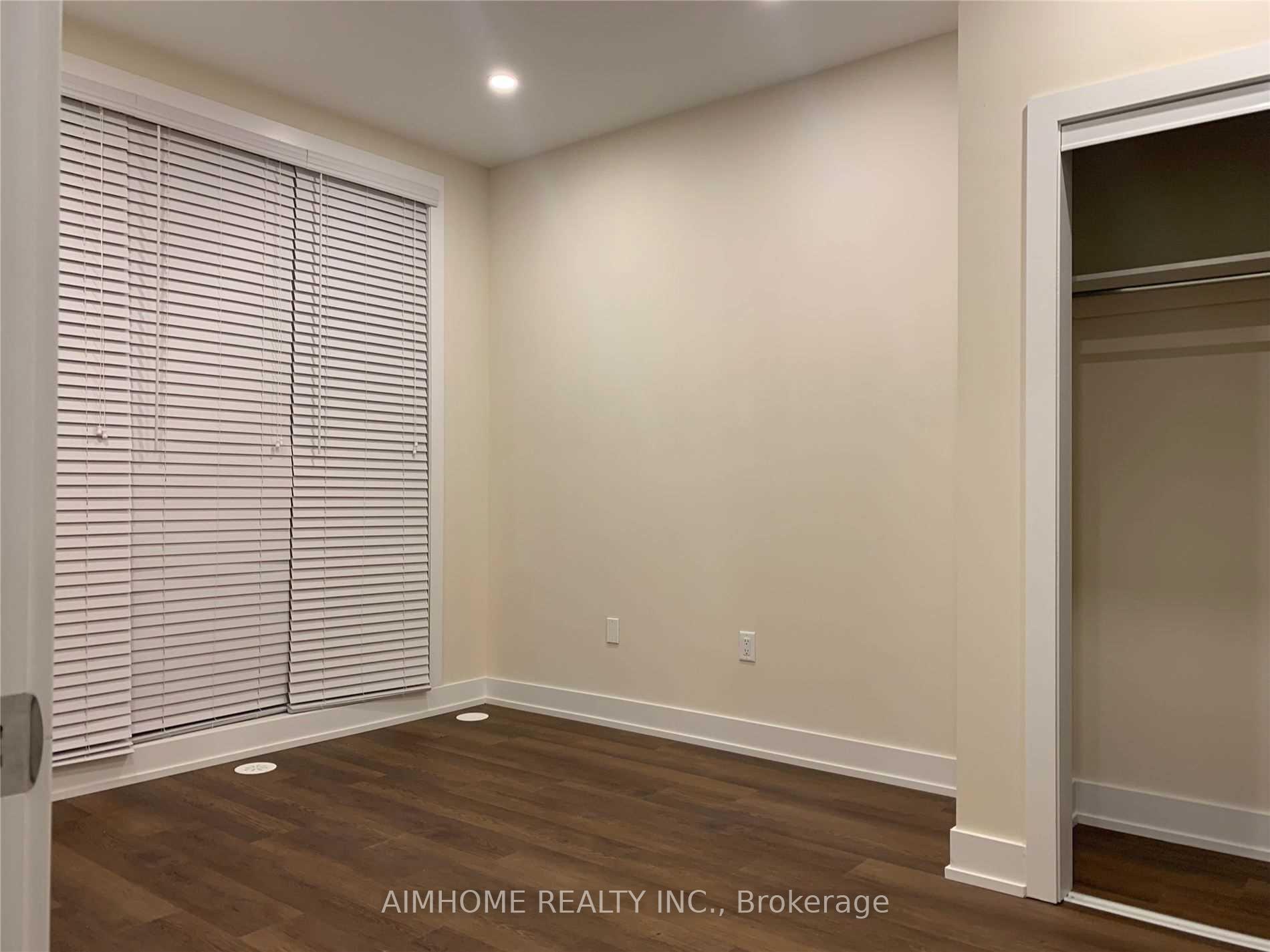 Photo 8 of Unit 17, 1 Bond Crescent, Richmond Hill, Oak Ridges — HOMEH