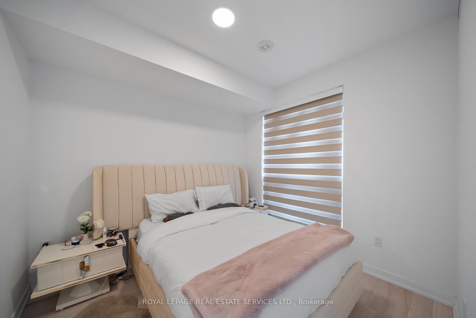 Photo 6 of Unit 4207, 39 Roehampton Avenue, Toronto, Mount Pleasant West — HOMEH