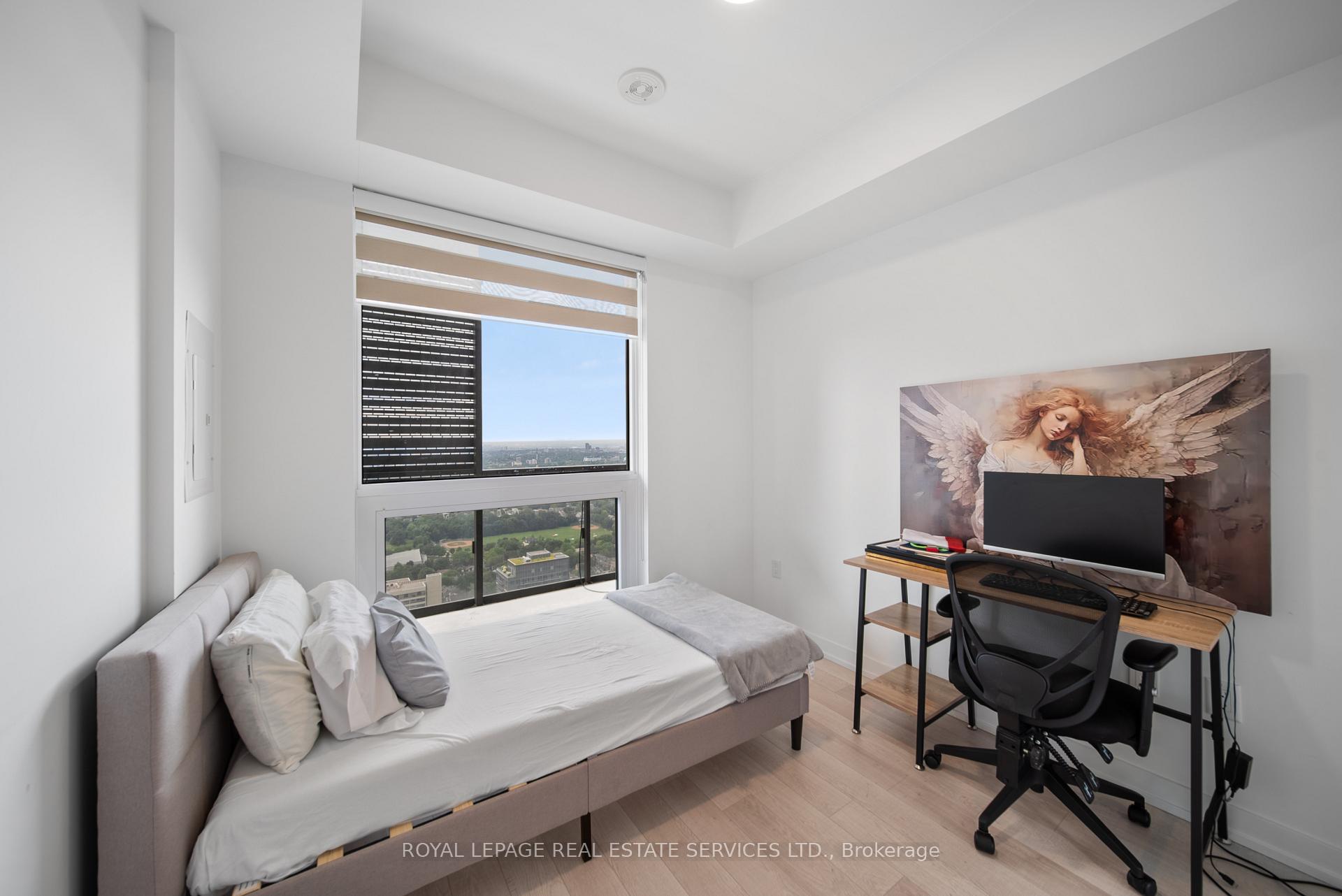 Photo 9 of Unit 4207, 39 Roehampton Avenue, Toronto, Mount Pleasant West — HOMEH