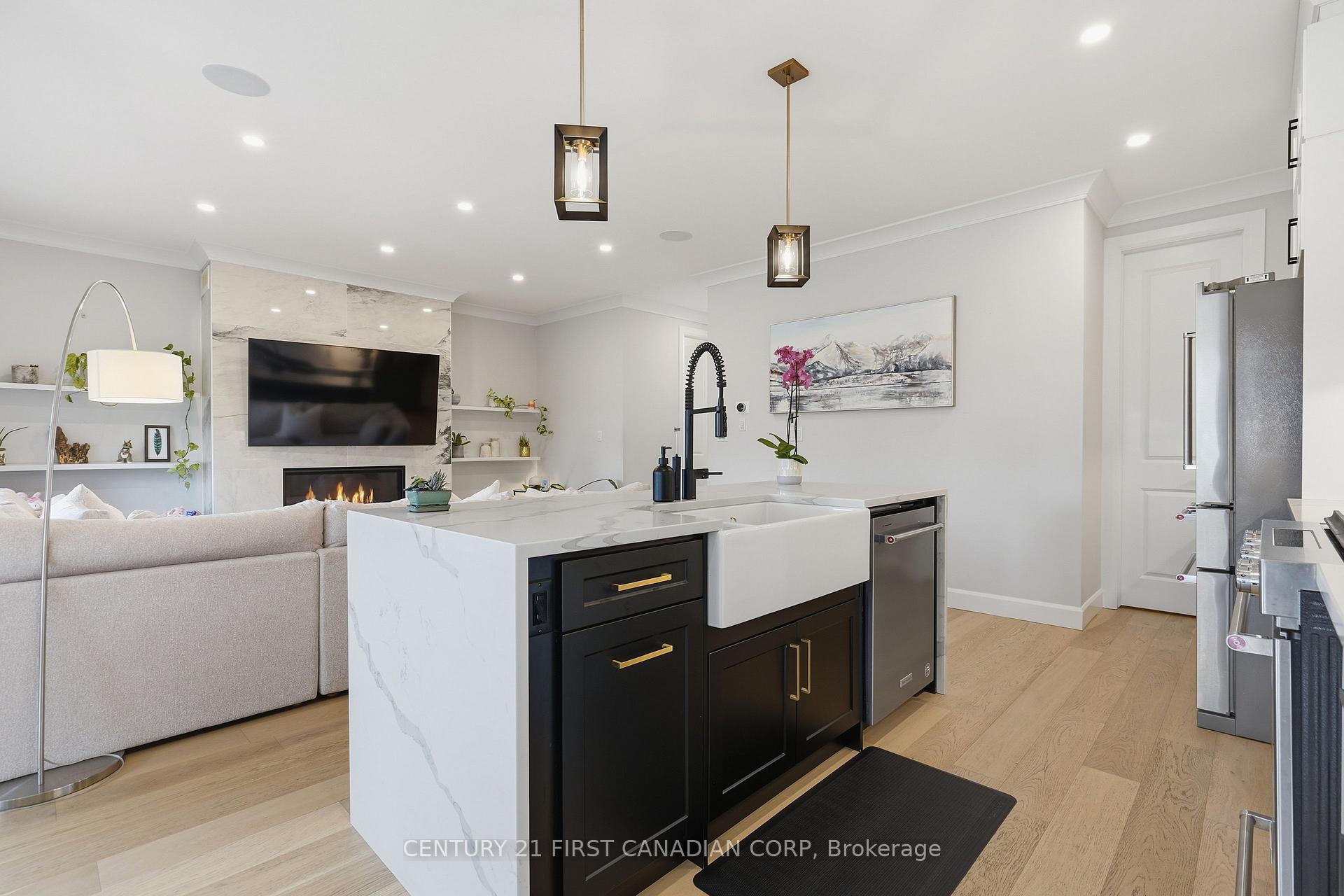 Photo 11 of 3100 Tillmann Road, London, South V — HOMEH