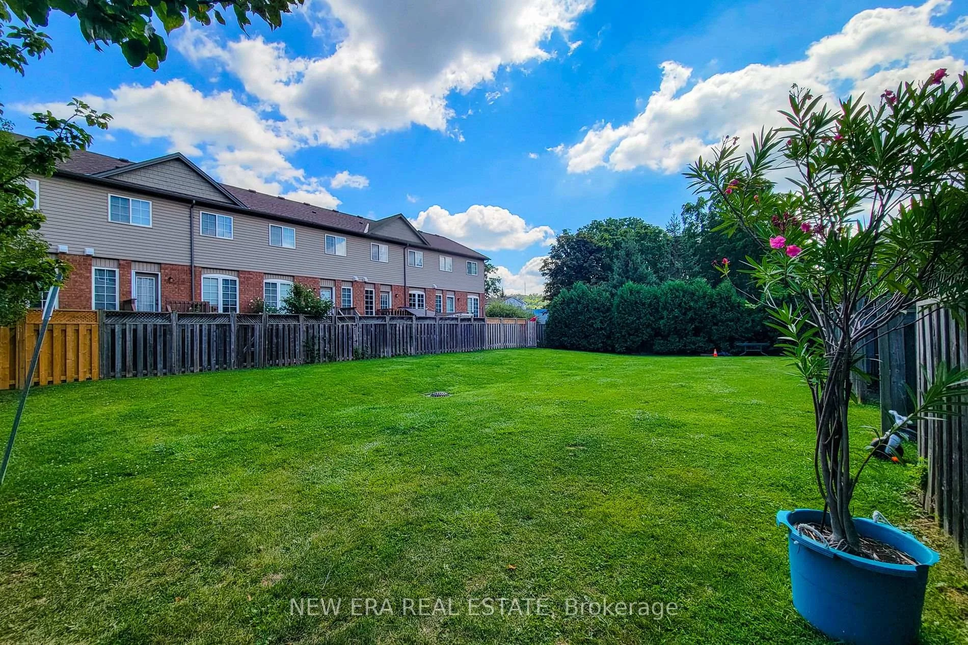 Photo 15 of Unit 13, 151 Green Road, Hamilton, Stoney Creek — HOMEH