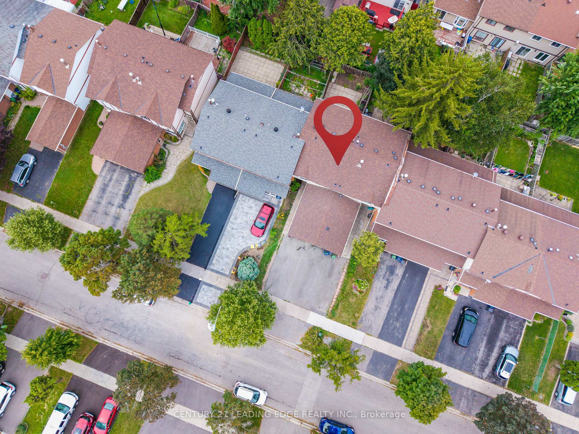 Photo 3 of 109 Phalen Crescent, Scarborough, Milliken — HOMEH