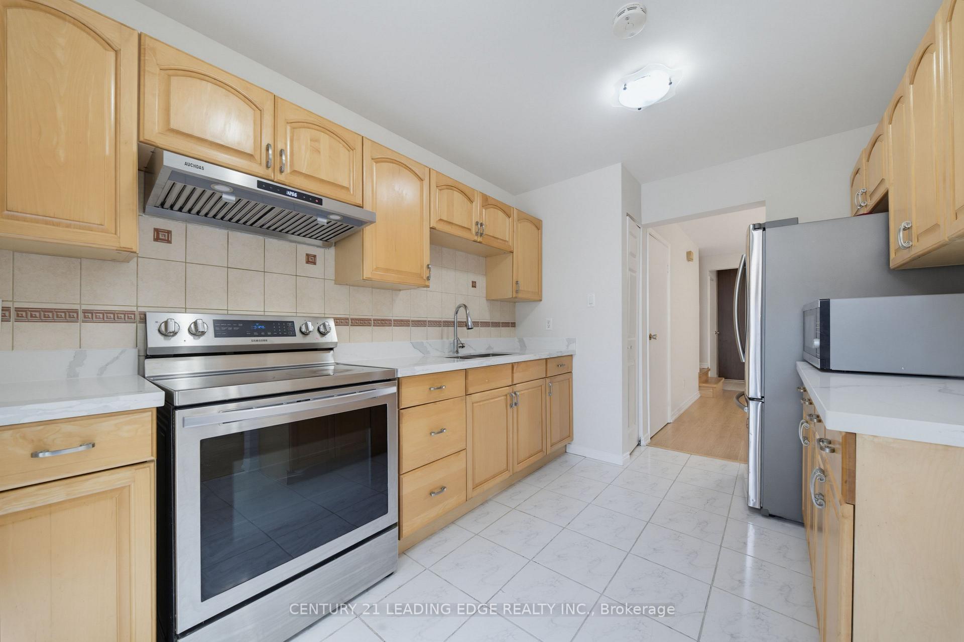 Photo 14 of 109 Phalen Crescent, Scarborough, Milliken — HOMEH